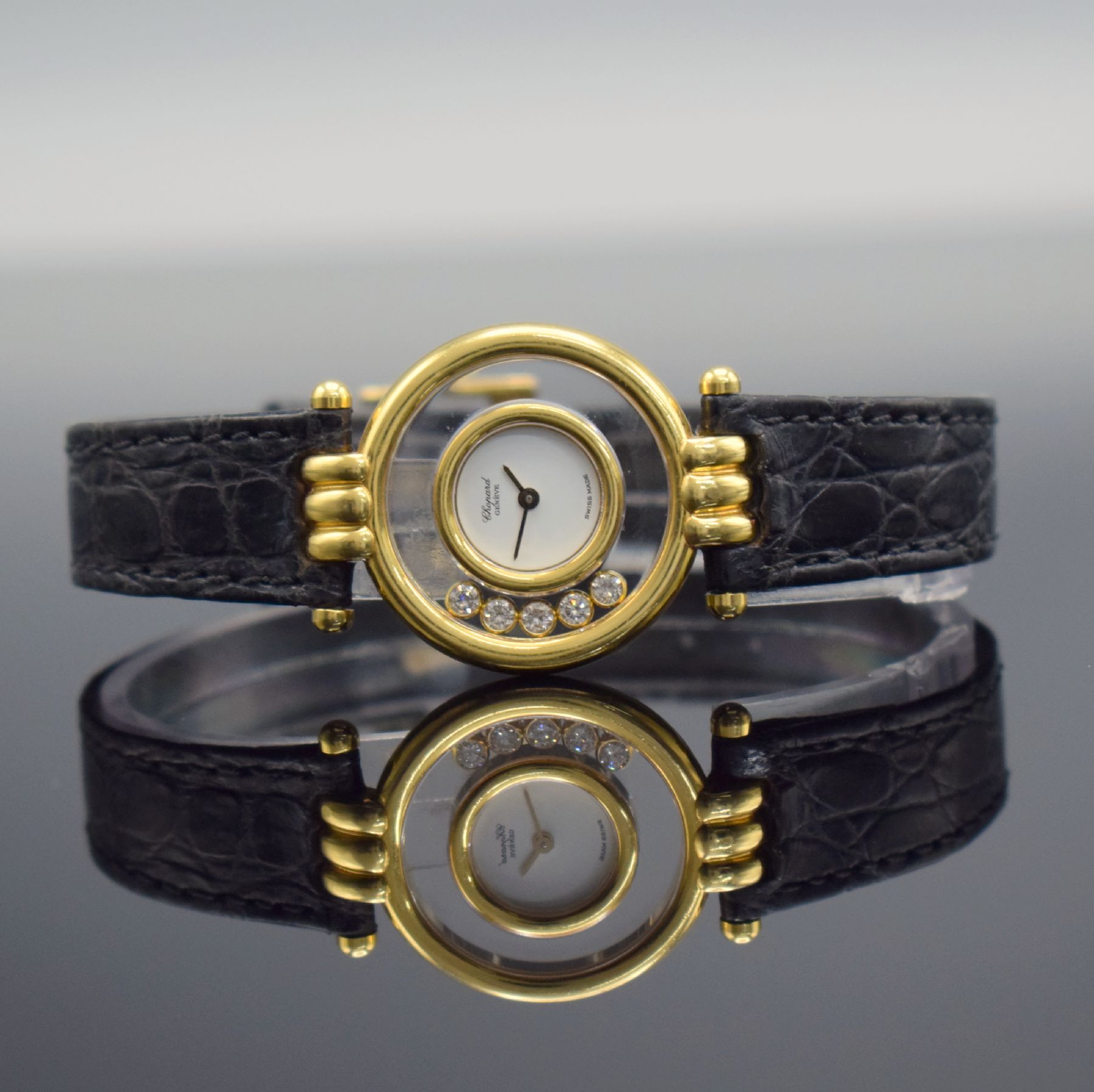 CHOPARD Damenarmbanduhr Happy Diamonds in GG 750/000 Referenz 4105, quarz, orig. Lederband m. orig verg. Dornschl., beids. vergl., 5 bewegl. ...