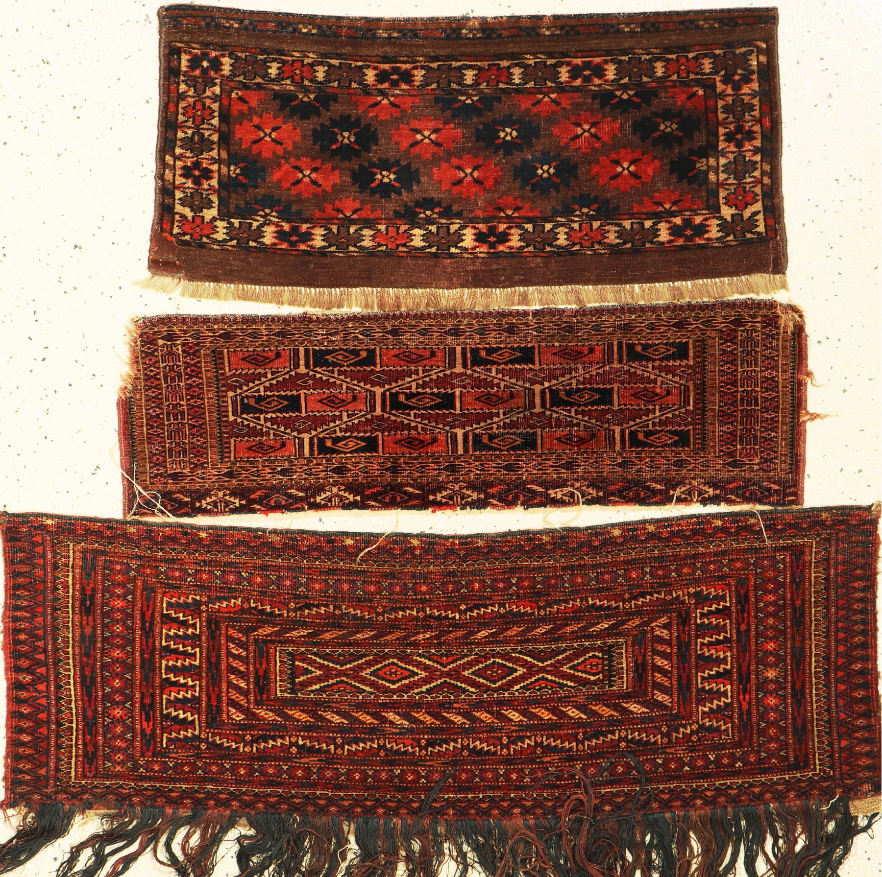 3 antike Torbas, Turkmenistan, 19. Jhd, Wolle auf Wolle, ca. 105 x 35 cm, EHZ: 3-4