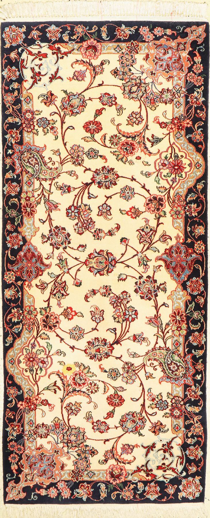 Esfahan fein, Persien, um 1950, Korkwolle mit und auf Seide, ca. 170 x 73 cm, EHZ: 2