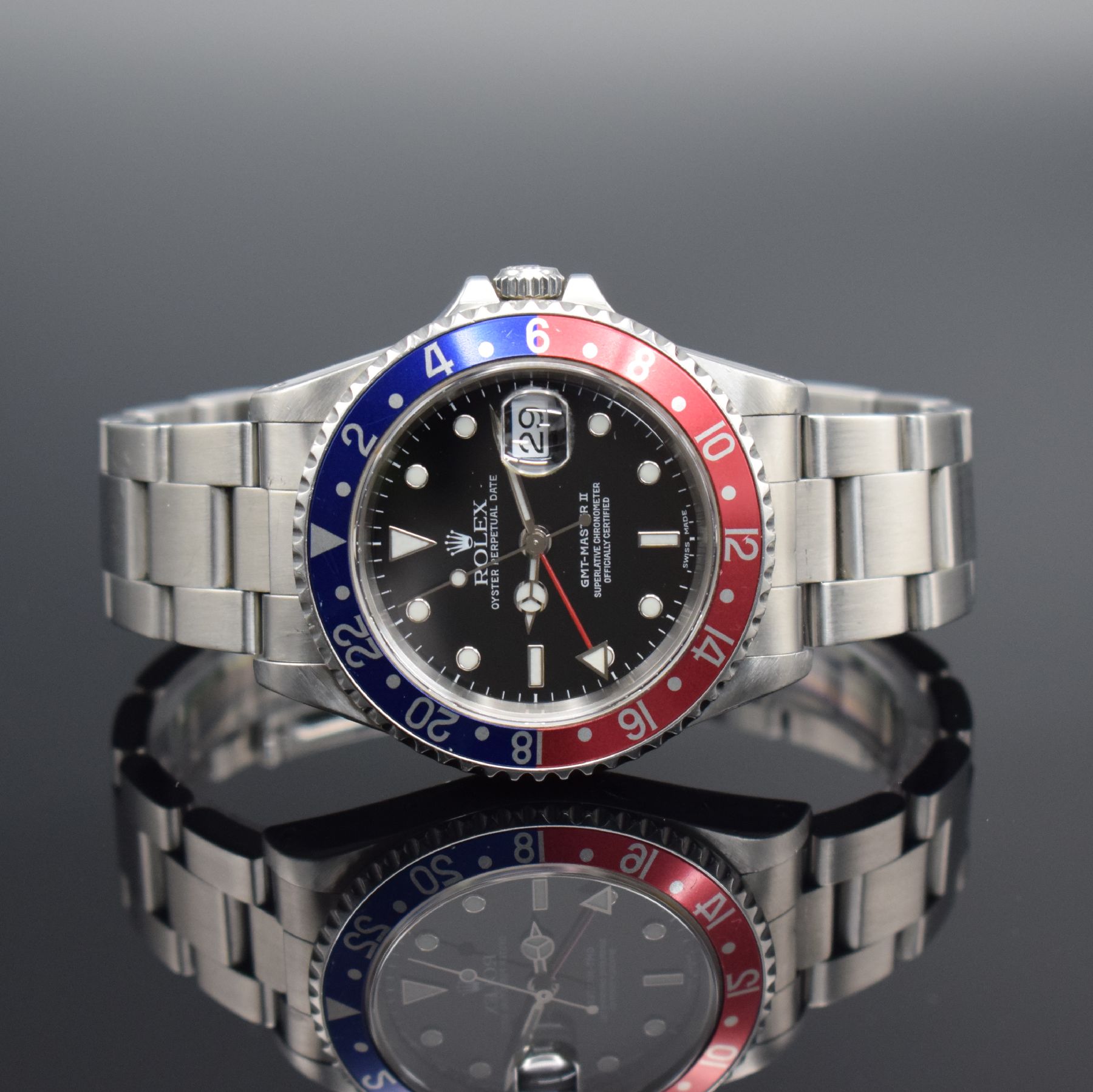 ROLEX Herrenarmbanduhr Oyster Perpetual Date GMT-Master II Referenz 16710, Automatik, Schweiz um 2000, A-Serie, Chronometer der Superlative in ...