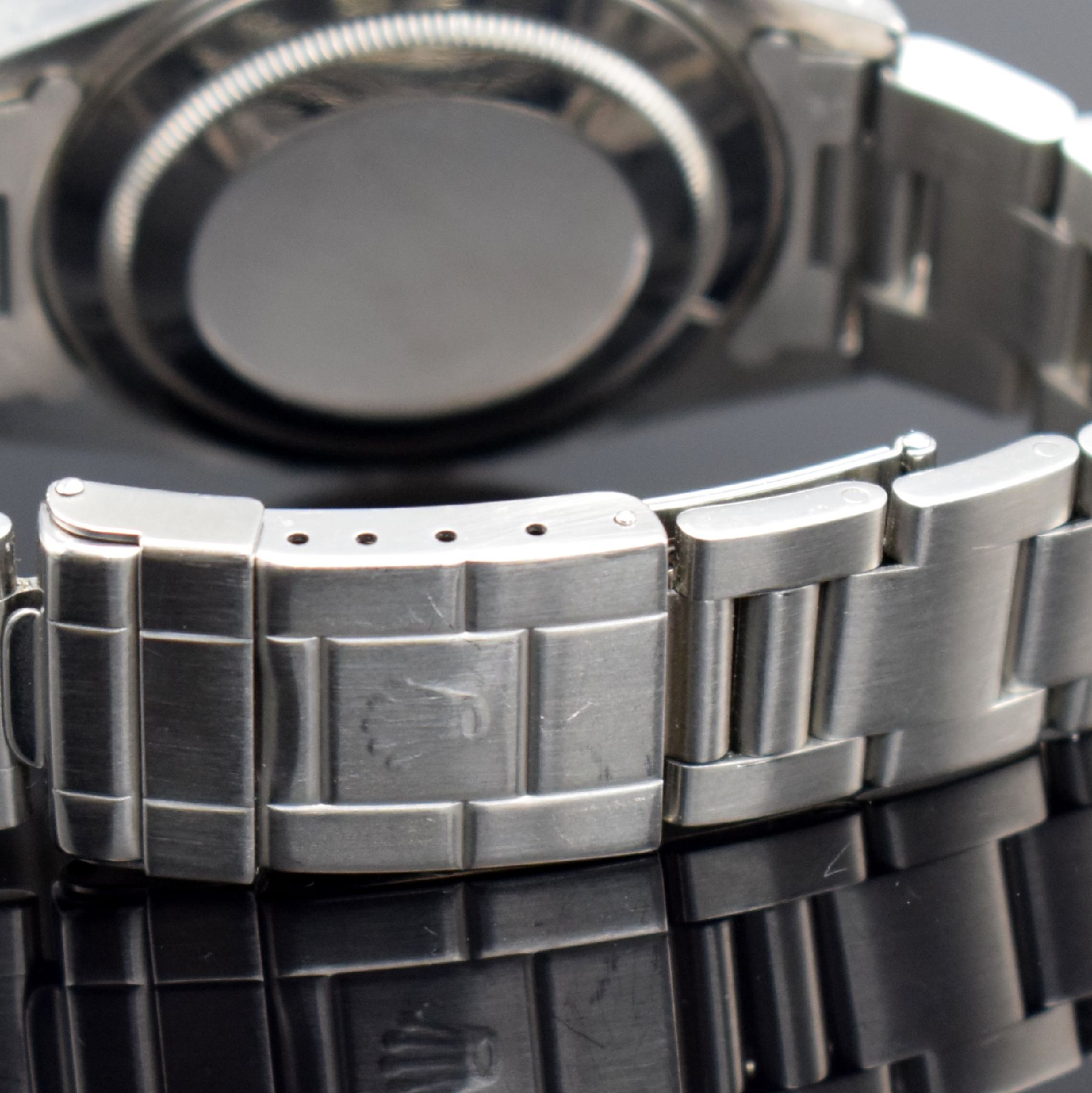 Detail g: ROLEX Herrenarmbanduhr Oyster Perpetual Date GMT-Master II Referenz 16710, Automatik, Schweiz um 2000, A-Serie, Chronometer der Superlative in ...