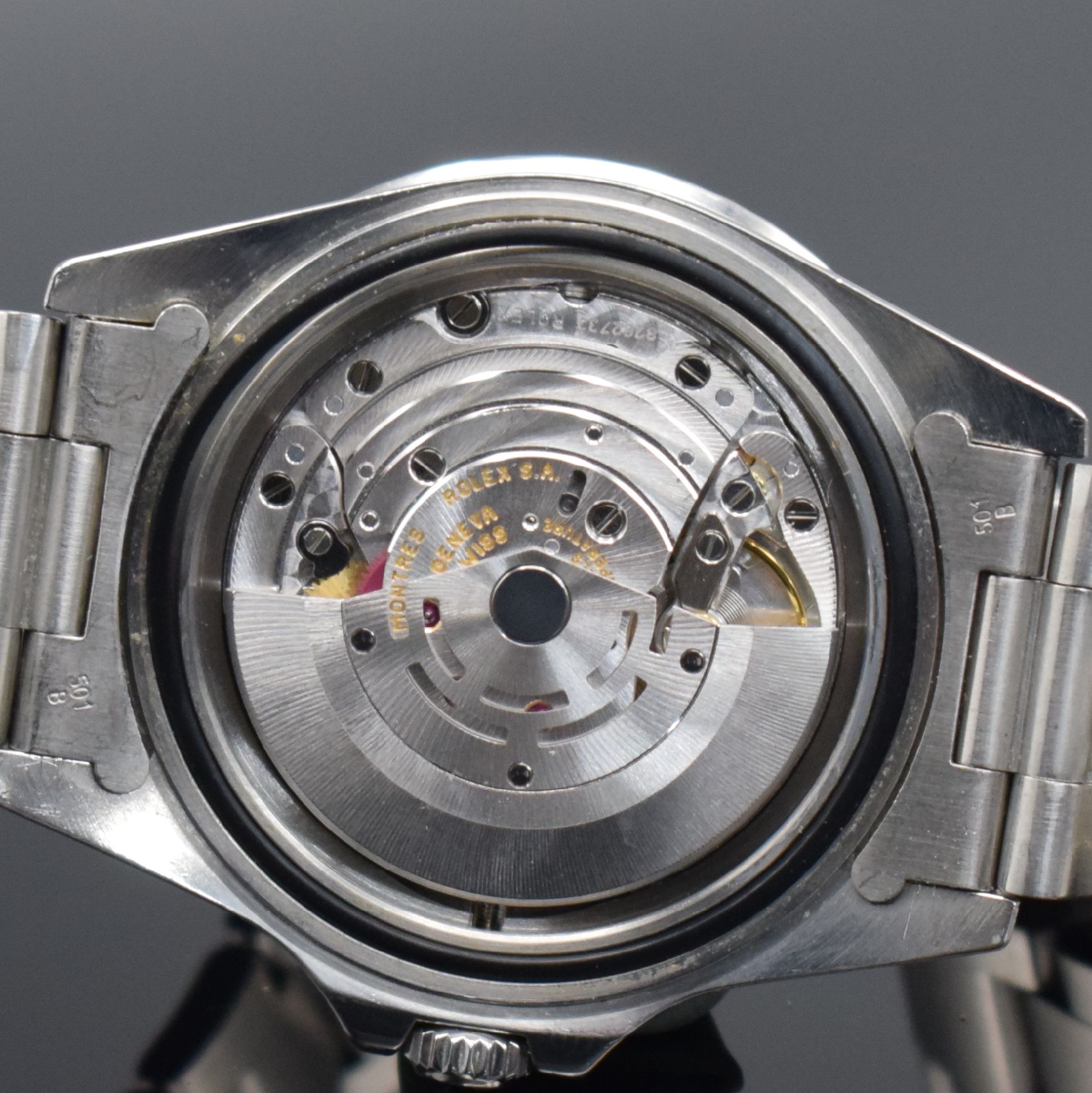 Detail l: ROLEX Herrenarmbanduhr Oyster Perpetual Date GMT-Master II Referenz 16710, Automatik, Schweiz um 2000, A-Serie, Chronometer der Superlative in ...