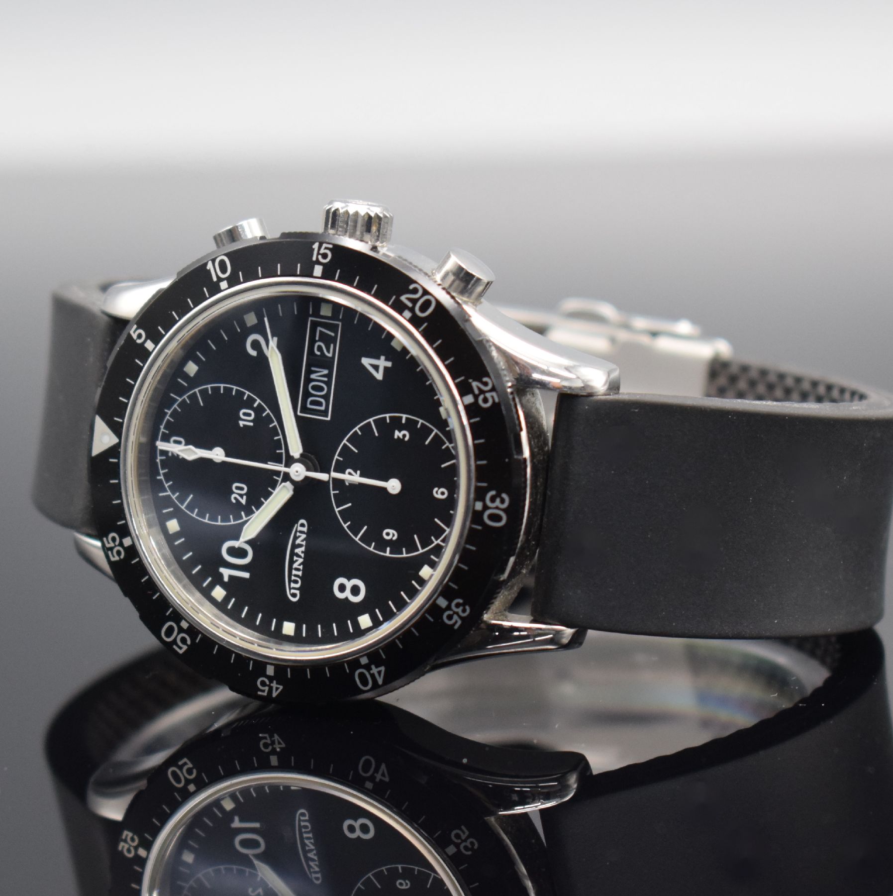 Detail b: GUINAND Armbandchronograph, Automatik, Schweiz 2000, Edelstahlgeh. inkl. Kautschukband m. Faltschl., beids. vergl., Boden & Krone verschr., schwarzes ...