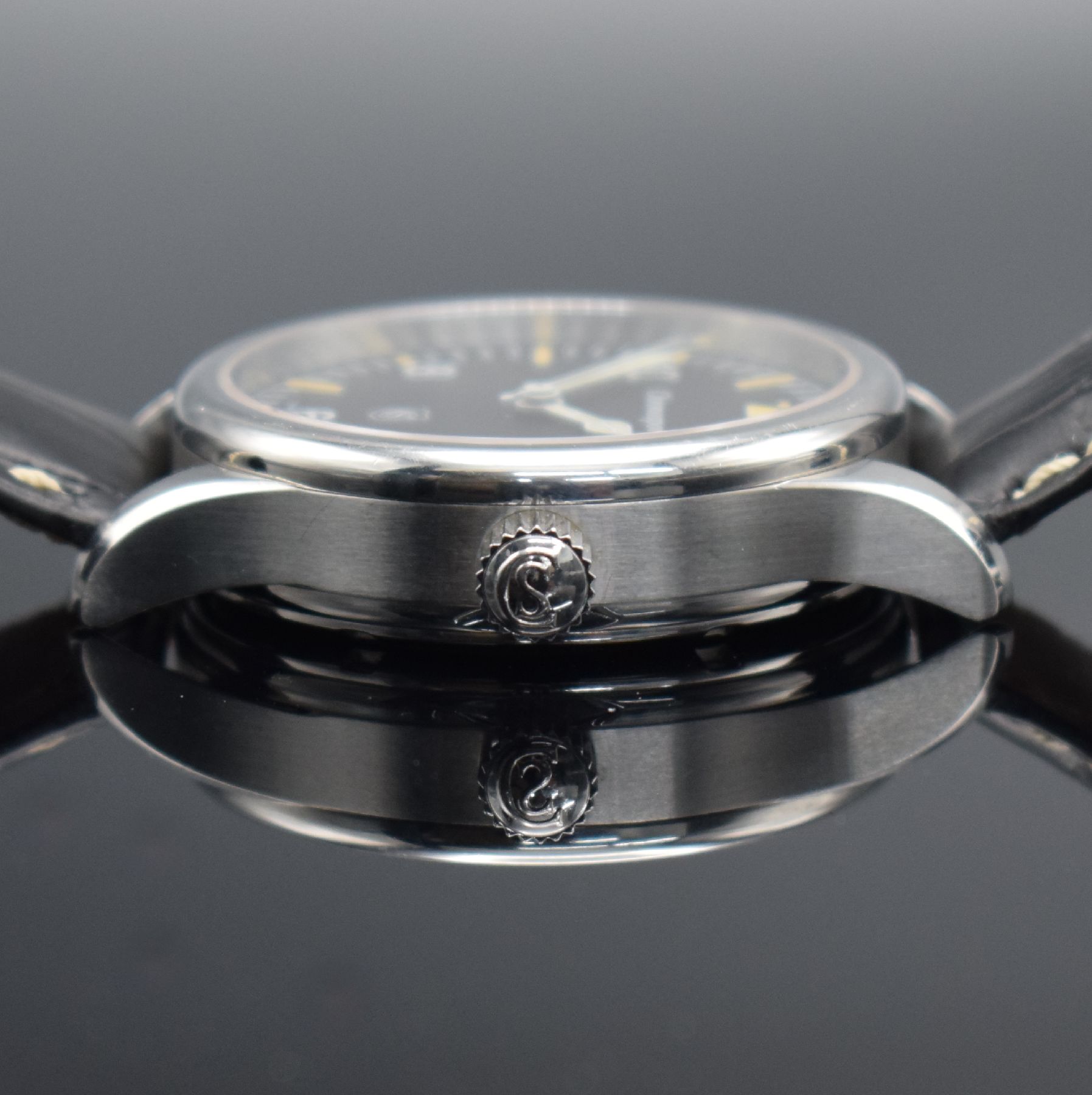 Detail g: CHRONOSPORT Herrenarmbanduhr Referenz 31.HS-01, Handaufzug, Schweiz um 2005, beids. vergl.Edelstahlgeh., Boden verschr., schwarzes Kontrastzifferbl., ...