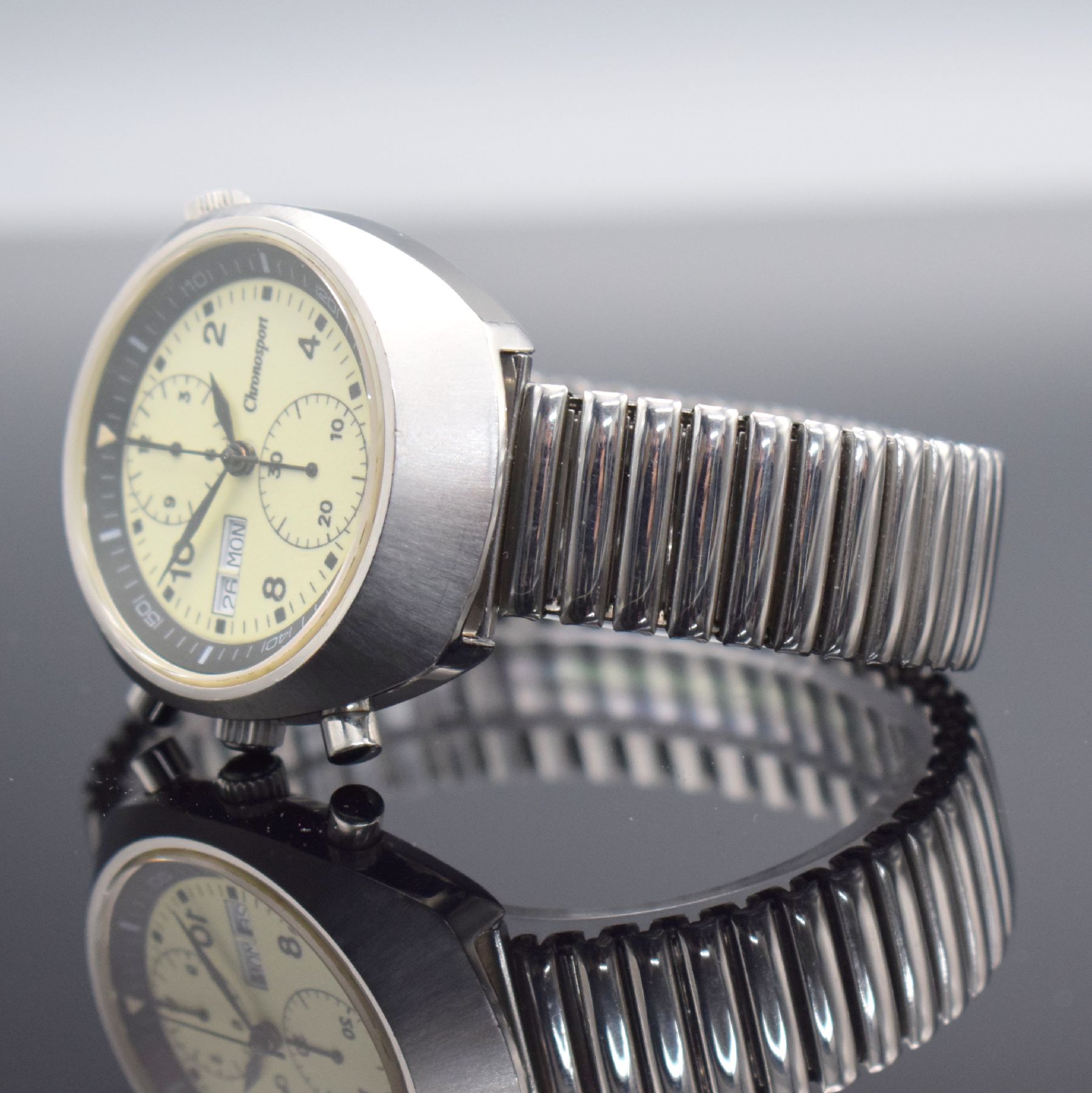 Detail c: CHRONOSPORT seltener Armbandchronograph, Automatik, Schweiz um 2004, Edelstahlgeh. inkl. neutr. Flexband, Boden & Krone bei 9 verschr., ...