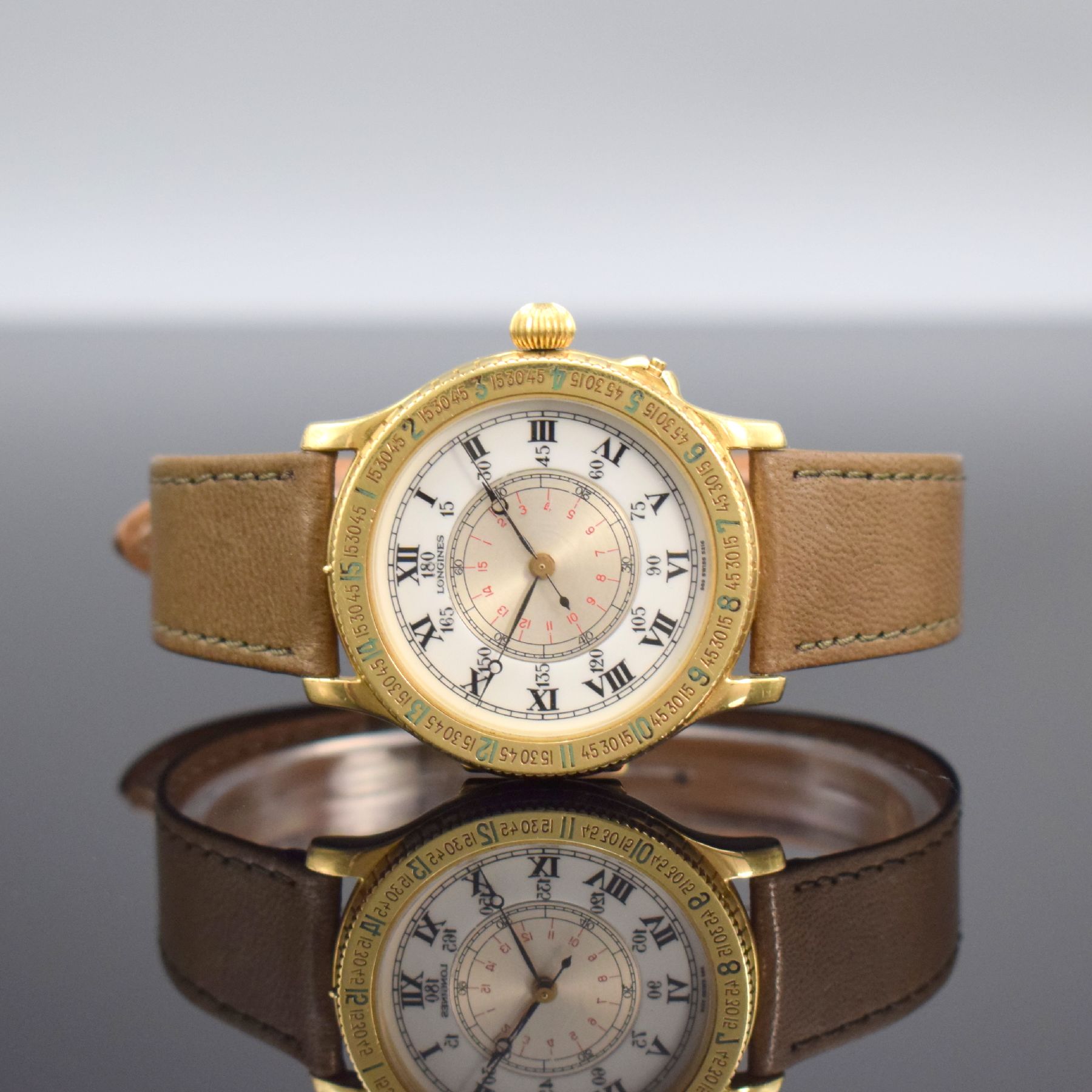 LONGINES Stundenwinkeluhr nach Charles A. Lindbergh, Schweiz verk. lt. beil. Pap. 05/1990, Automatik, Ref. 989.5216, Geh. in GG 750/000, Boden ...