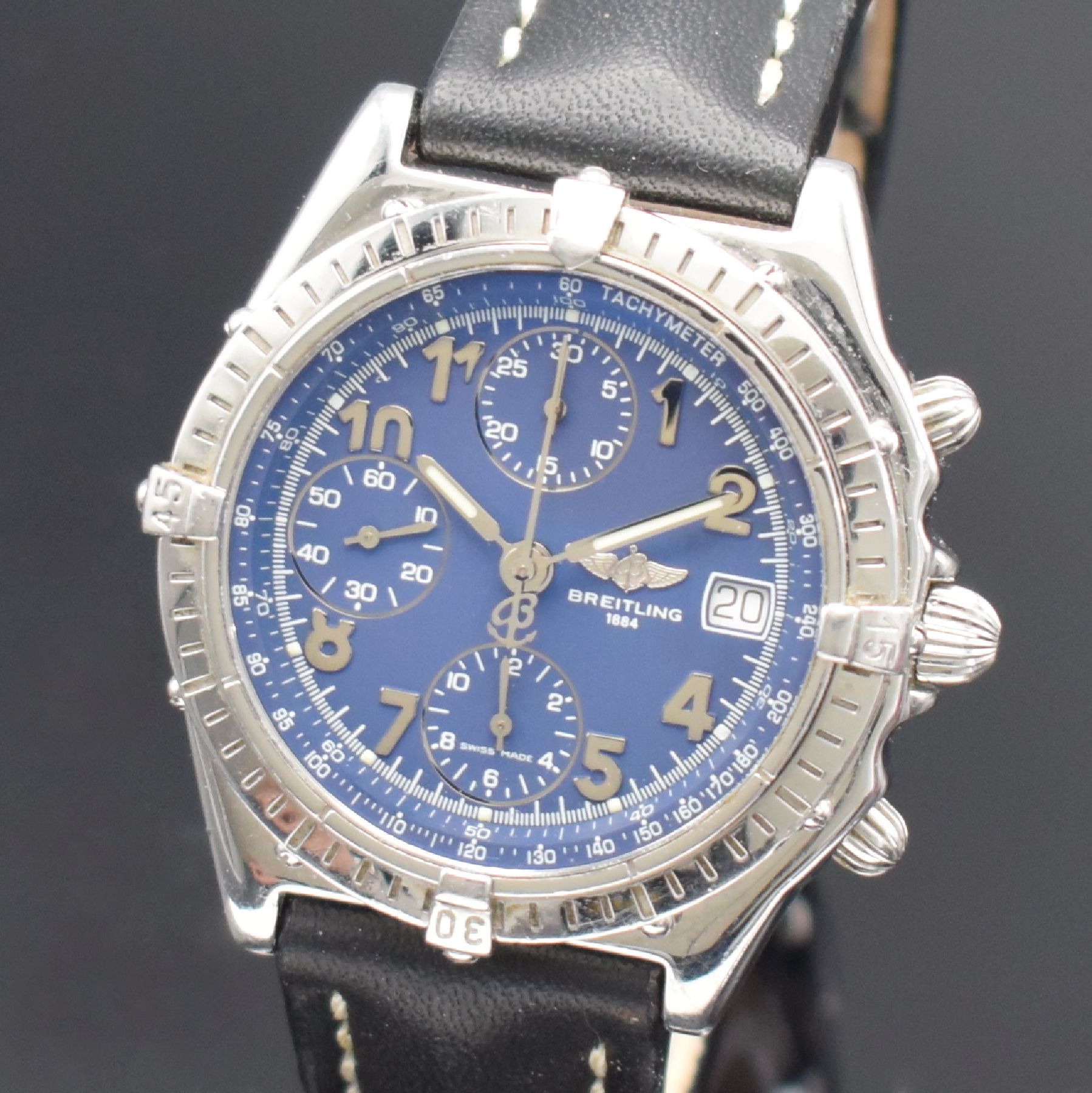 Detail a: BREITLING Chronomat Herrenarmbanduhr mit Chronograph, Schweiz um 2000, Automatik, Ref. 13050.1, Edelstahlgeh., Boden & Krone verschr., neutr. ...