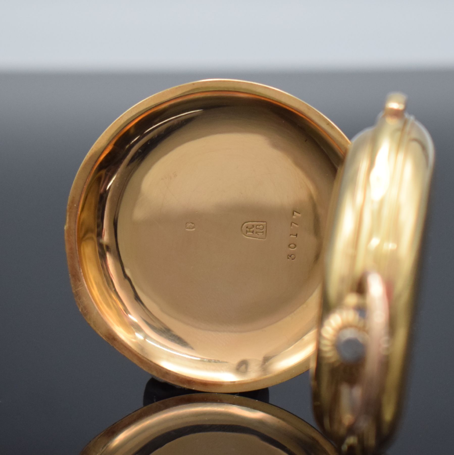 Detail d: TEMPORA Herrensavonette in GG 750/000 mit Minutenrepetition & Chronograph, Schweiz für den Deutschen Markt um 1900, 3-Deckel Goldgeh. dell./riss., ...