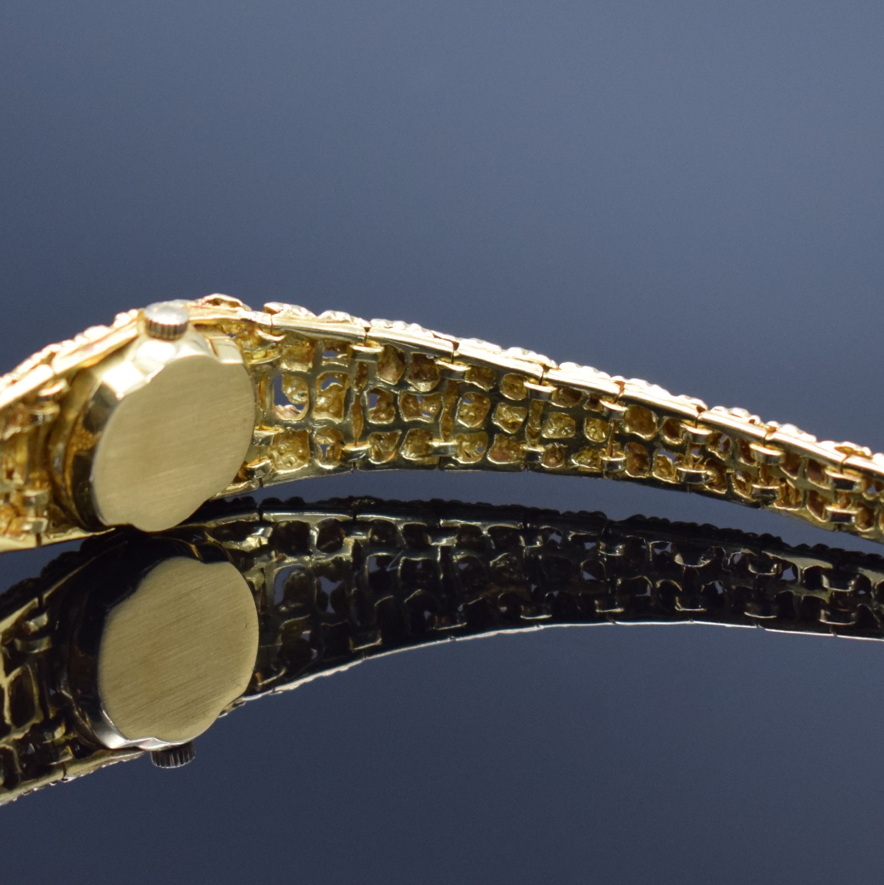 Detail f: OMEGA Rocaille D´Or feine und ausgefallene Damenarmbanduhr in GG 750/000 Referenz 7-8202, Handaufzug, Schweiz um 1969, Design von Gilbert Albert, ...