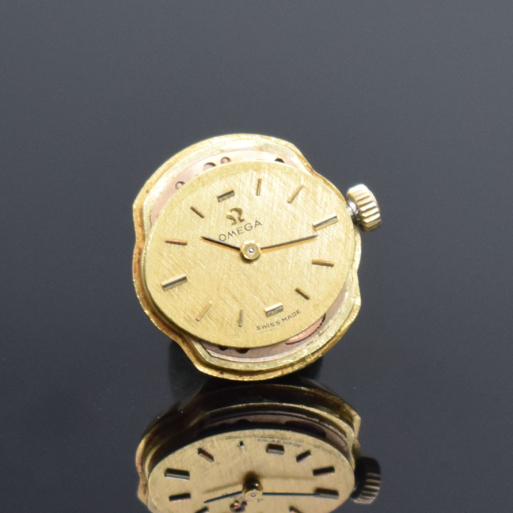 Detail h: OMEGA Rocaille D´Or feine und ausgefallene Damenarmbanduhr in GG 750/000 Referenz 7-8202, Handaufzug, Schweiz um 1969, Design von Gilbert Albert, ...