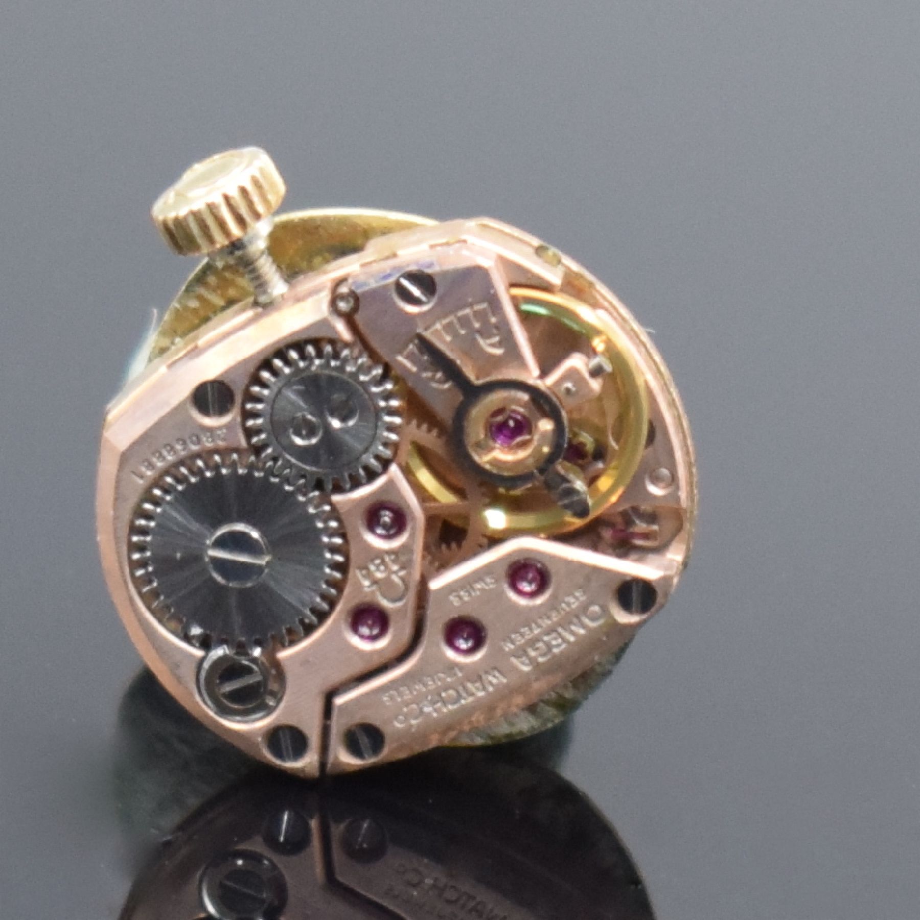 Detail j: OMEGA Rocaille D´Or feine und ausgefallene Damenarmbanduhr in GG 750/000 Referenz 7-8202, Handaufzug, Schweiz um 1969, Design von Gilbert Albert, ...