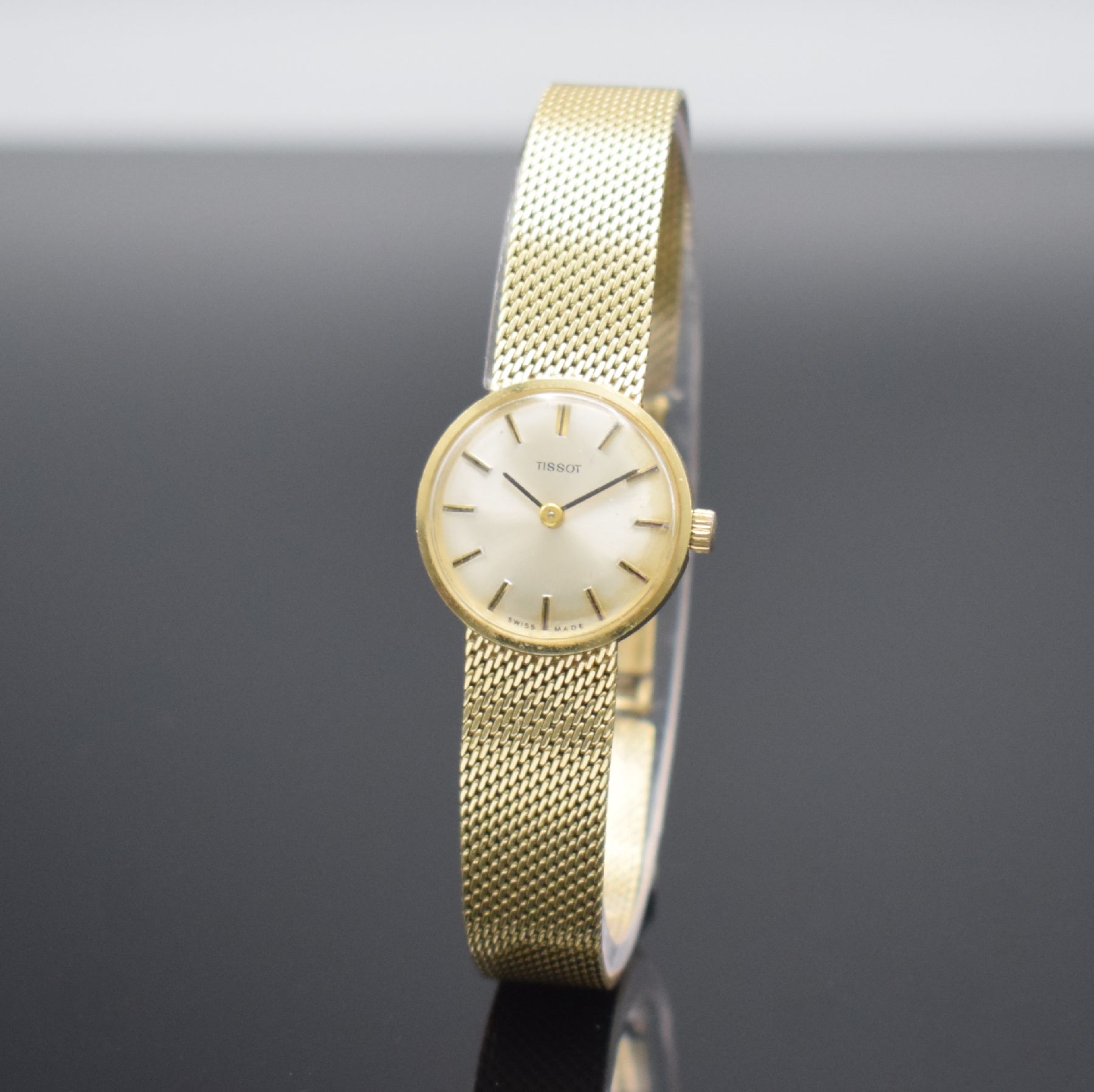 Detail b: TISSOT Damenarmbanduhr in GG 585/000, Schweiz um 1965, Handaufzug, Boden aufgedr., Milanaiseband in GG 585/000, silb. Zifferbl. m. aufgel. Std.-Ind. ...