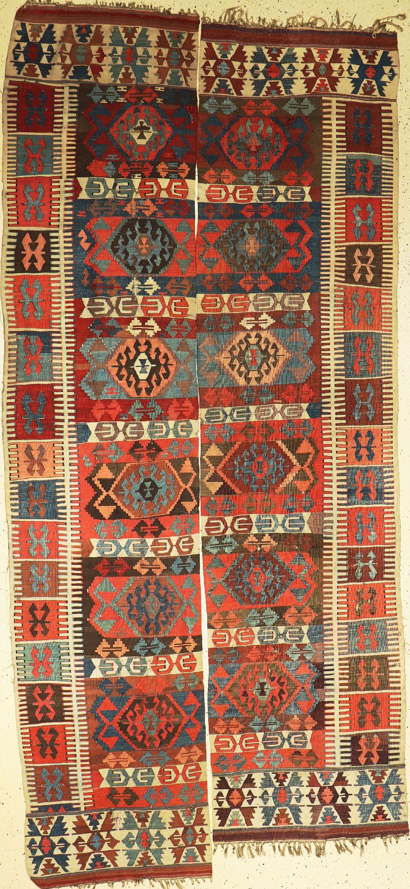 Antiker Aydin Kelim(2 Bahnen), Türkei, 19 Jhd, Wolle auf Wolle, ca. 335 x 150 cm, EHZ: 4
