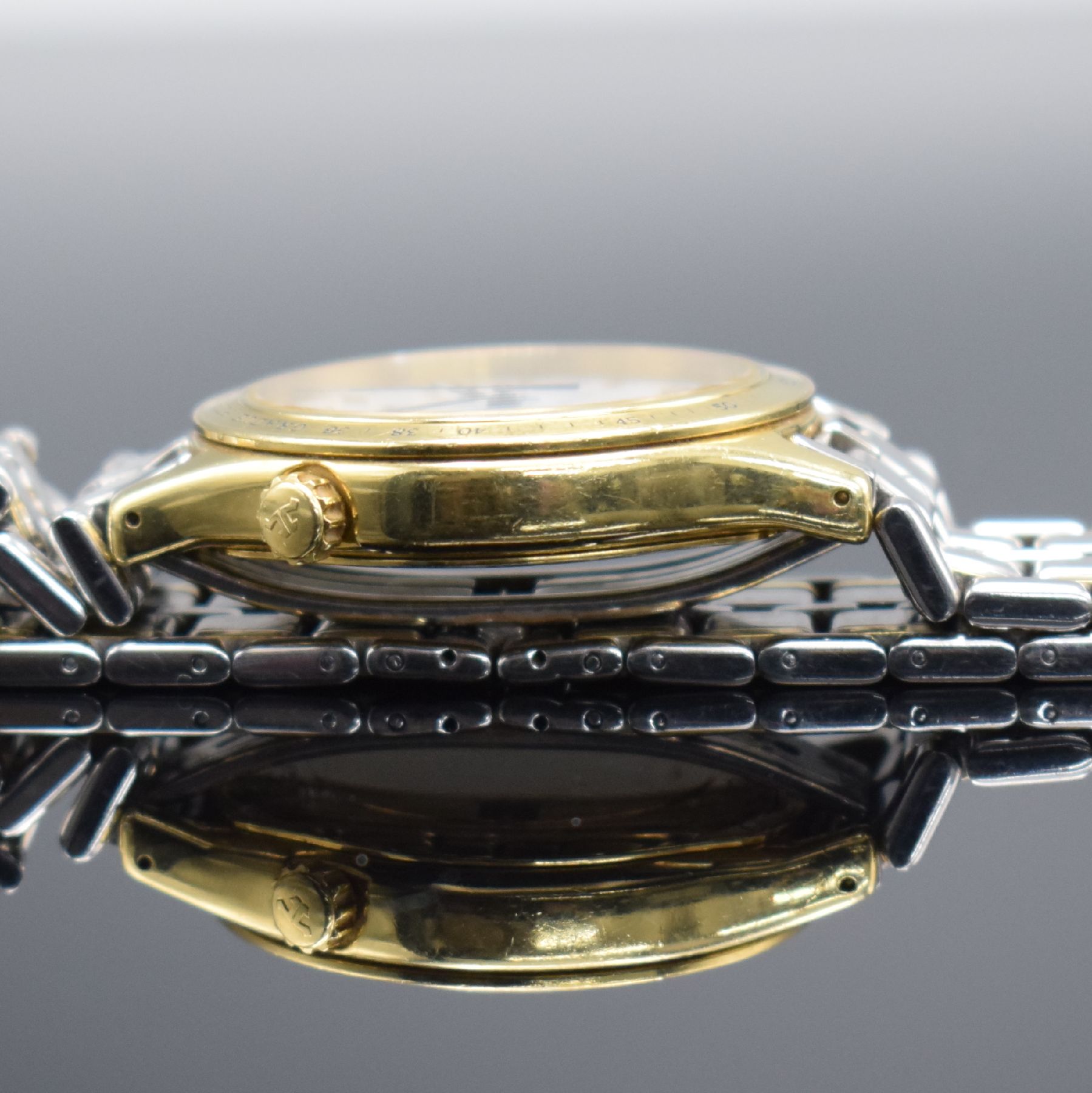 Detail h: Jaeger-LeCoultre seltener Armbandwecker mit Chronograph Serie Heraion Referenz 116.1.33, Schweiz um 1989, quarz, Geh. massiv GG 750/000 inkl. ...