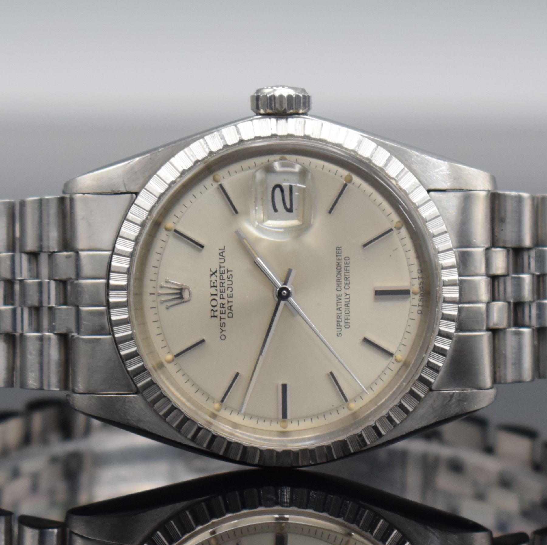 Detail a: ROLEX Oyster Perpetual Datejust Herrenarmbanduhr mit Sigma Zifferblatt in Stahl Referenz 1603, Schweiz um 1972, Automatik, Chronometer der ...