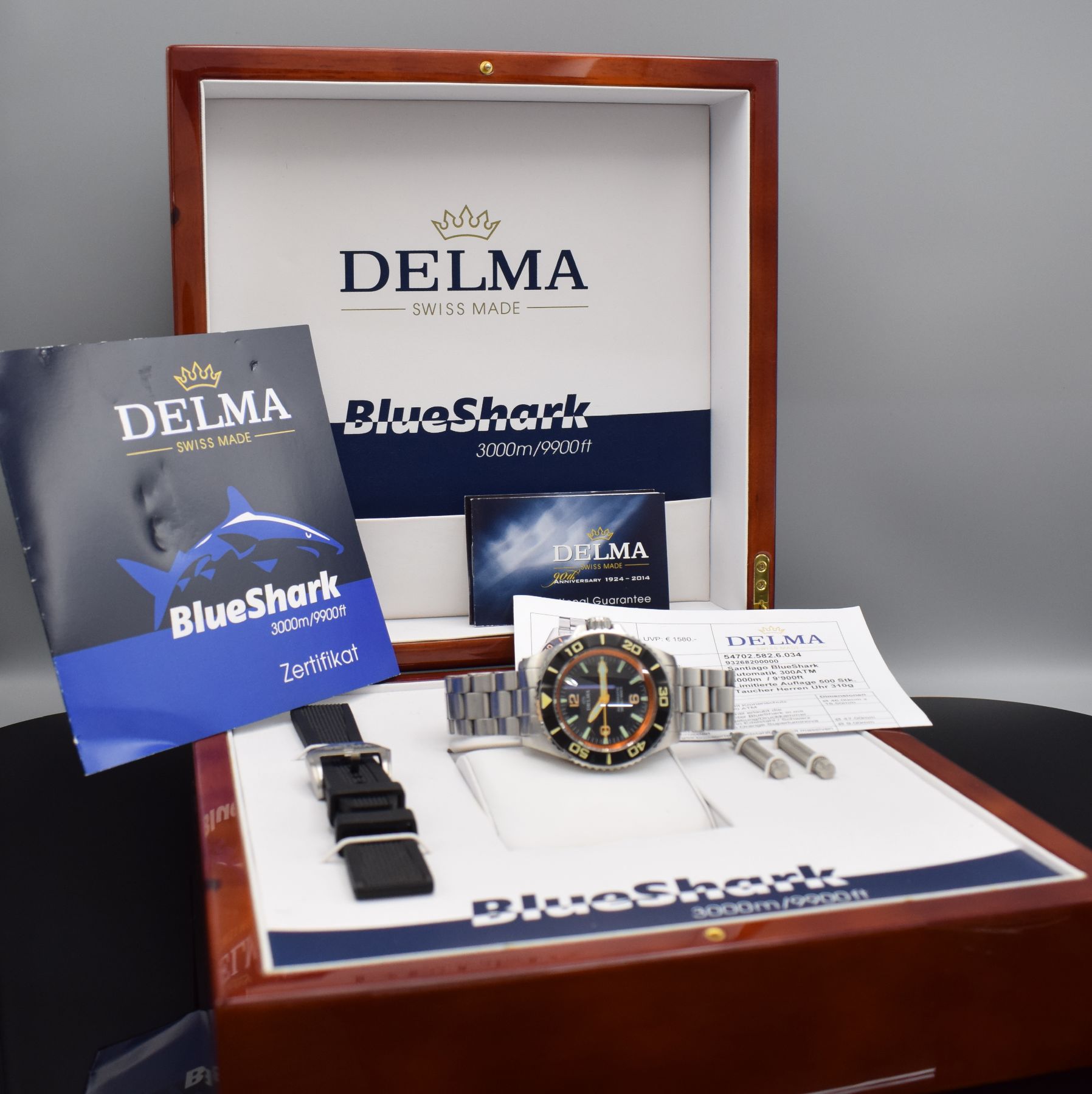 Detail g: DELMA Blue Shark auf 500 Stück limitierte Taucheruhr, Schweiz um 2010, Automatik, ab Hersteller 3000m wasserd., massives verschr. Edelstahlgeh., ...