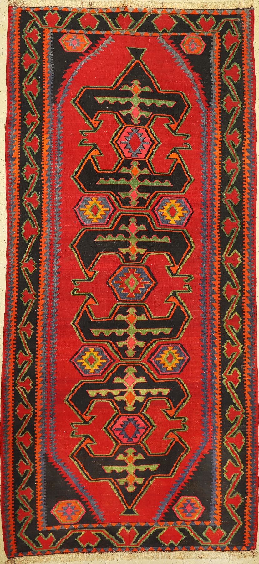 Schirwan Kelim, Kaukasus, um 1960, Wolle auf Wolle, ca. 375 x 177 cm, EHZ: 2