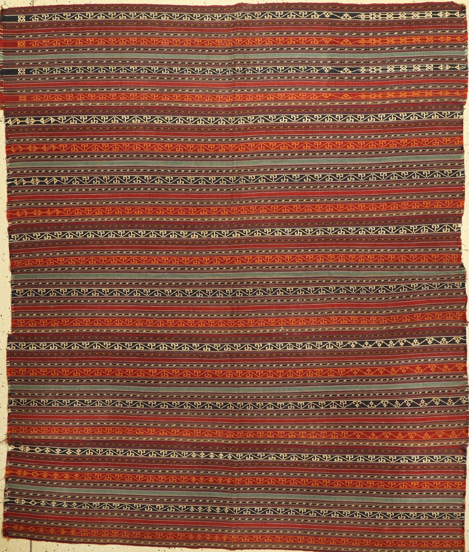 Djajim alt, Persien, um 1940, Wolle auf Wolle, ca. 205 x 177 cm, EHZ: 2