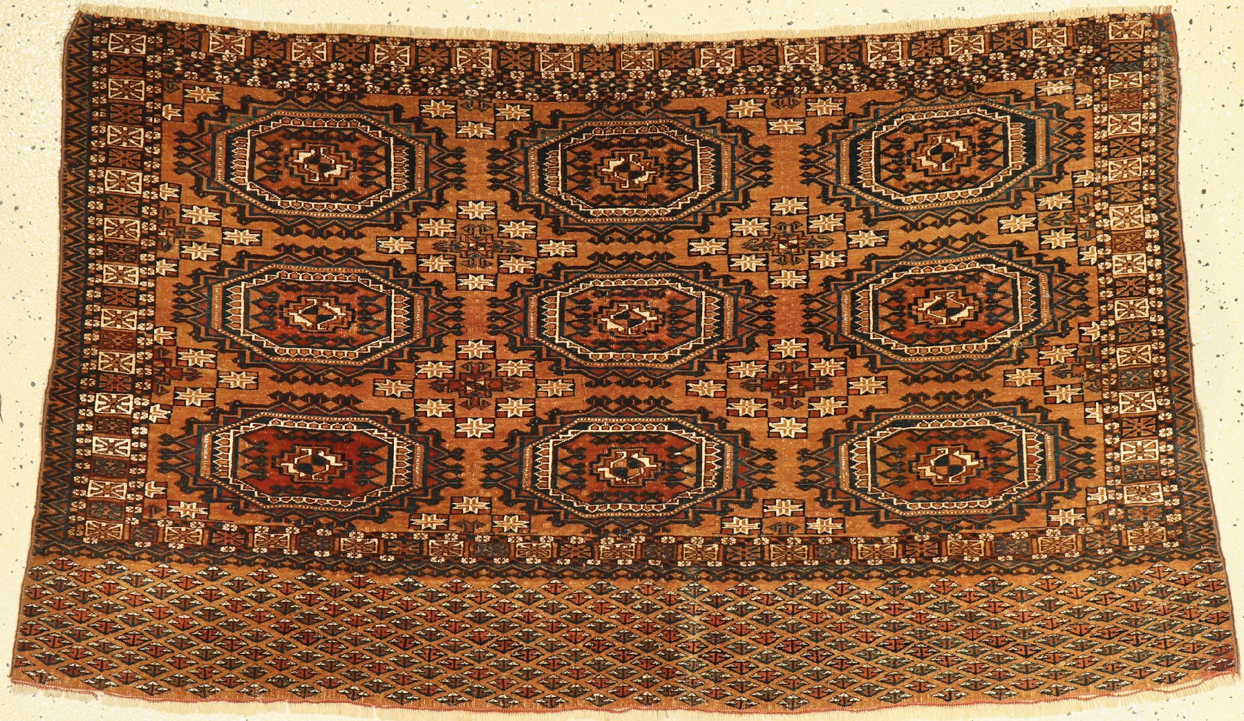 Tekke Tschowal mit Seide, Turkmenistan, um 1910, Wolle auf Wolle, ca. 140 x 80 cm, EHZ: 2-3