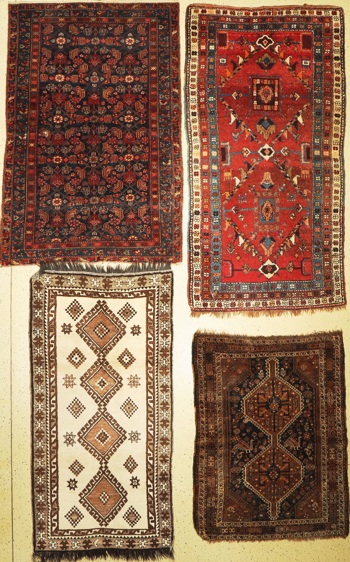 Konvolut aus 4 Persischen Brücken, Alter Gabbeh, Malayer, Hamadan und Schiraz, ca, 200 x 135 cm, Wolle auf Wolle, um 1930 bis 1950 ,EHZ: 3-5