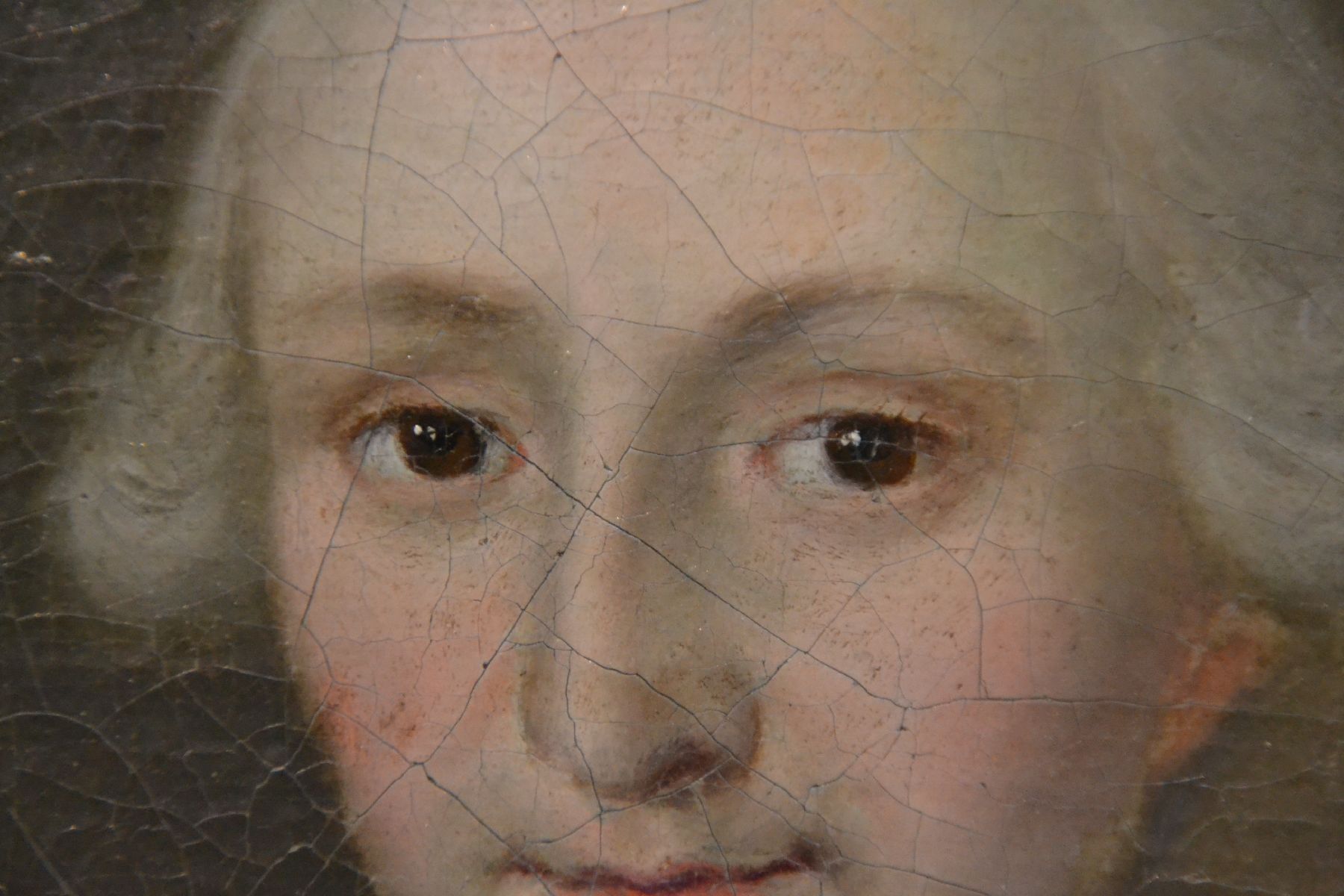 Detail c: A. Sadeler, Porträtist, datiert 1767, Dreiviertelporträt eines jungen Herrschers mit Gold besticktem Rock und Hermelin besetztem rotem Umhang, vor ...