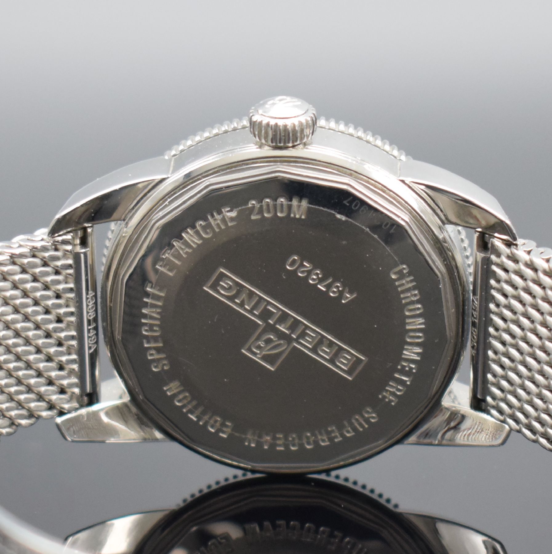 Detail d: BREITLING Super Ocean Heritage 38 Chronometer Armbanduhr Referenz A37320, Schweiz um 2010, Edelstahl inkl. Edelstahlband m. Faltschl., Saphirglas ...