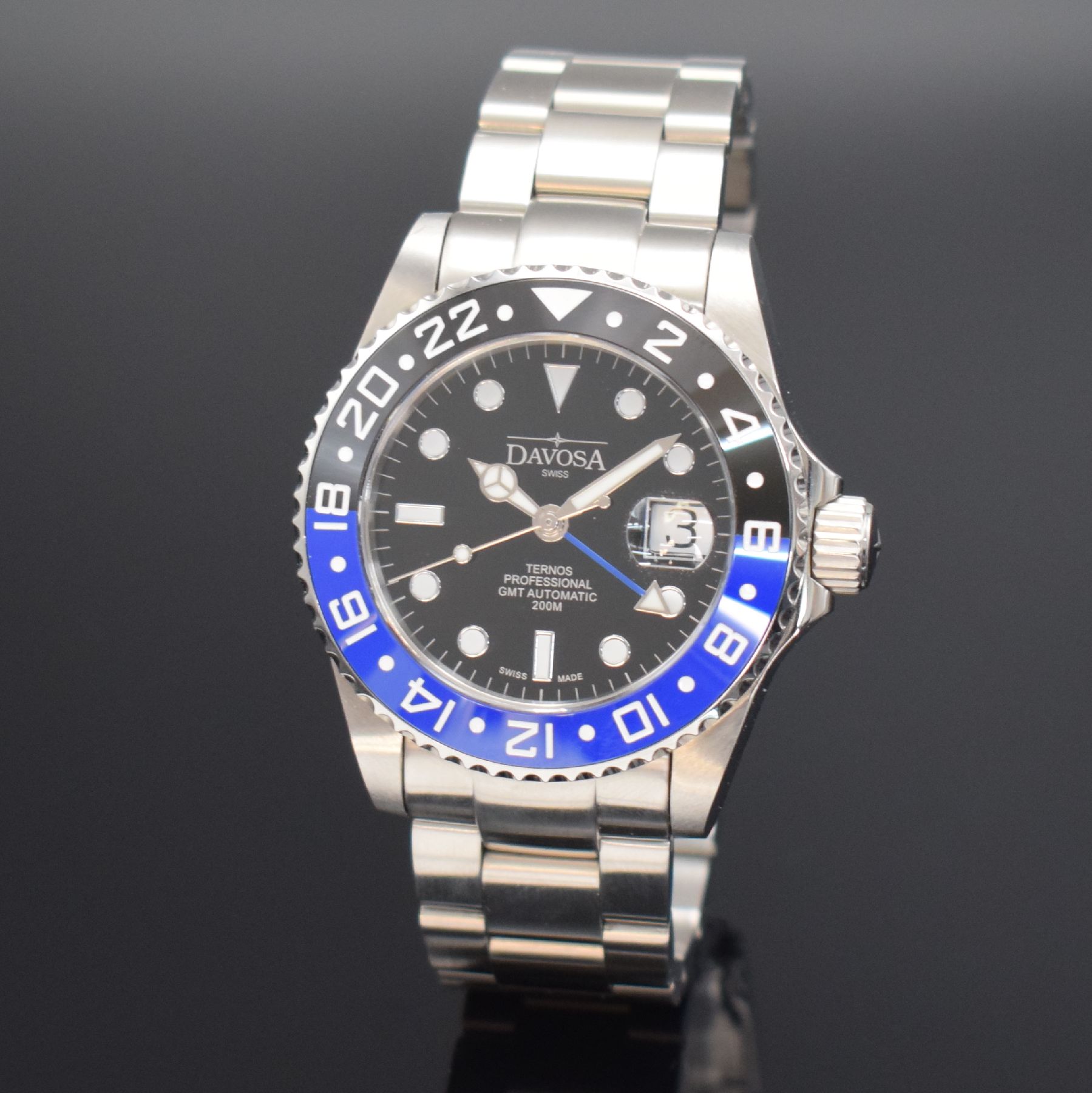 DAVOSA Herrenarmbanduhr Ternos GMT, Automatik, Schweiz um 2017, Edelstahlgeh. inkl. Gliederband m. Faltschl. & Tauchverlängerung, Boden & Krone ...