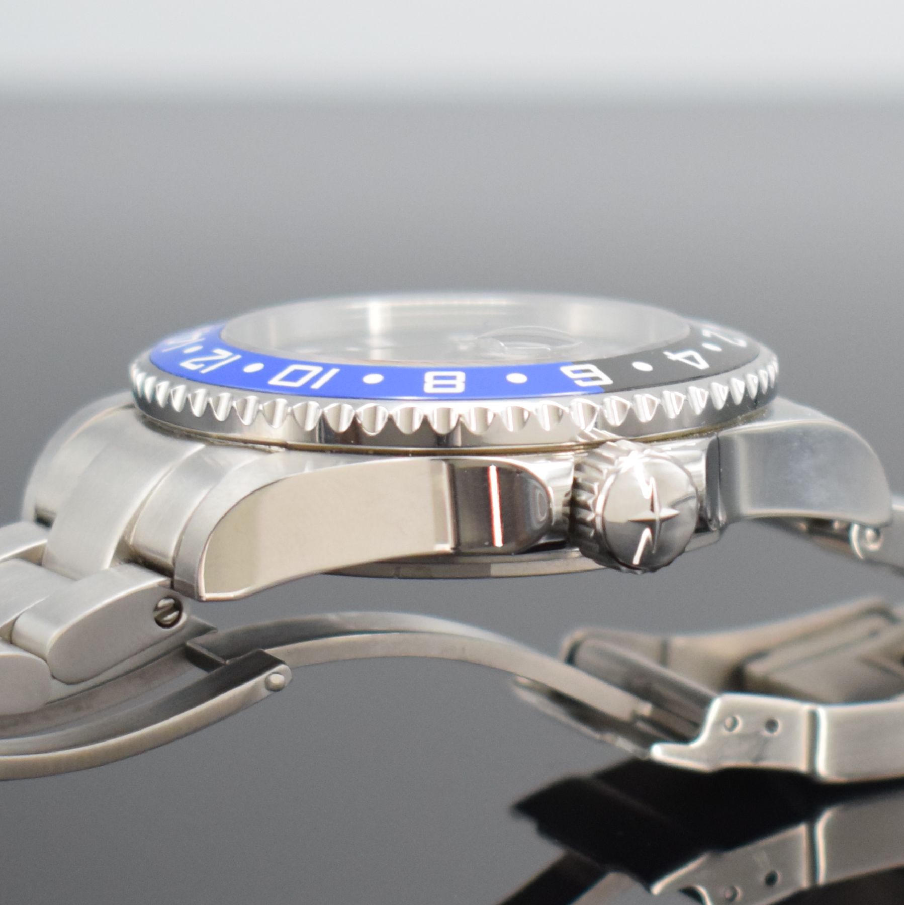 Detail c: DAVOSA Herrenarmbanduhr Ternos GMT, Automatik, Schweiz um 2017, Edelstahlgeh. inkl. Gliederband m. Faltschl. & Tauchverlängerung, Boden & Krone ...