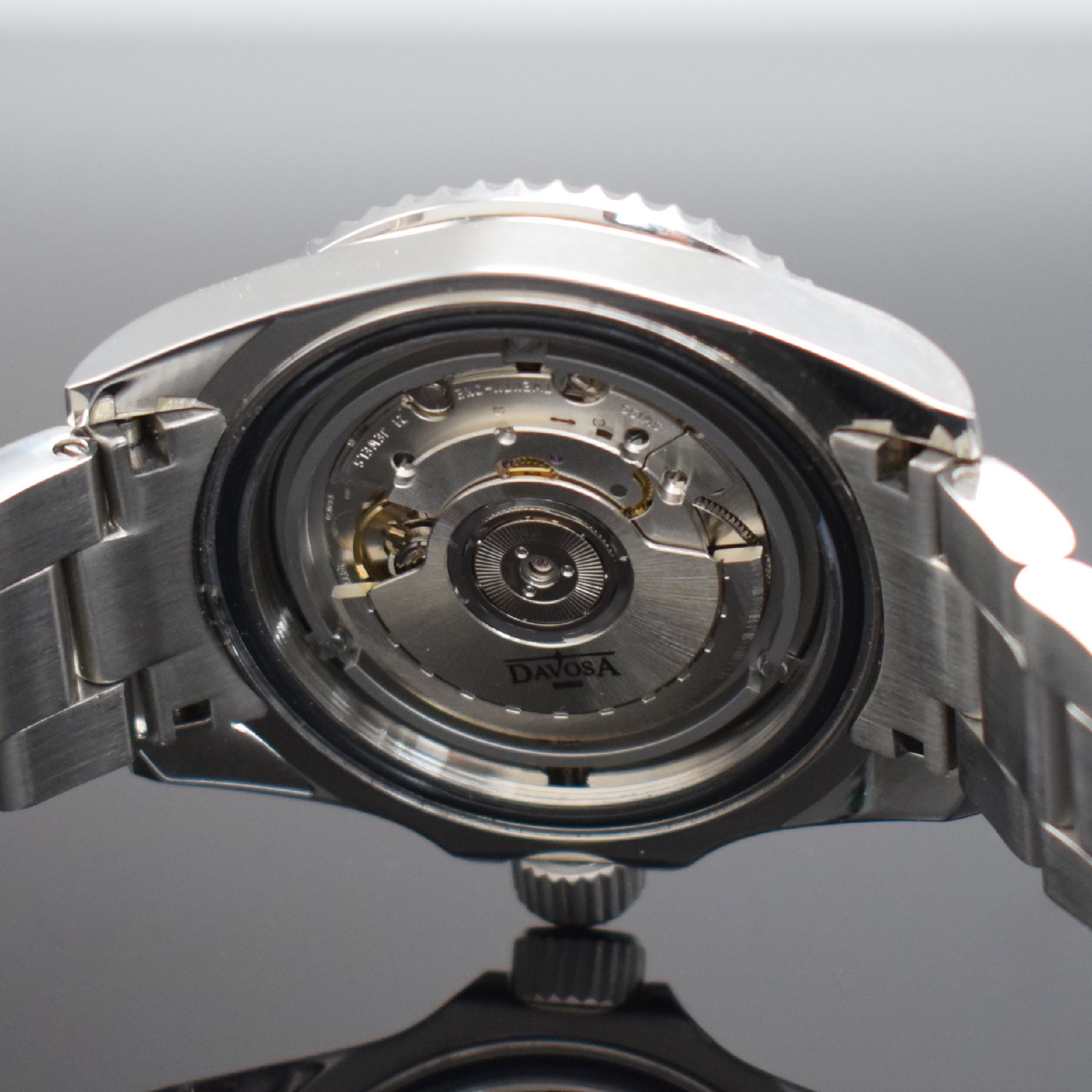 Detail f: DAVOSA Herrenarmbanduhr Ternos GMT, Automatik, Schweiz um 2017, Edelstahlgeh. inkl. Gliederband m. Faltschl. & Tauchverlängerung, Boden & Krone ...