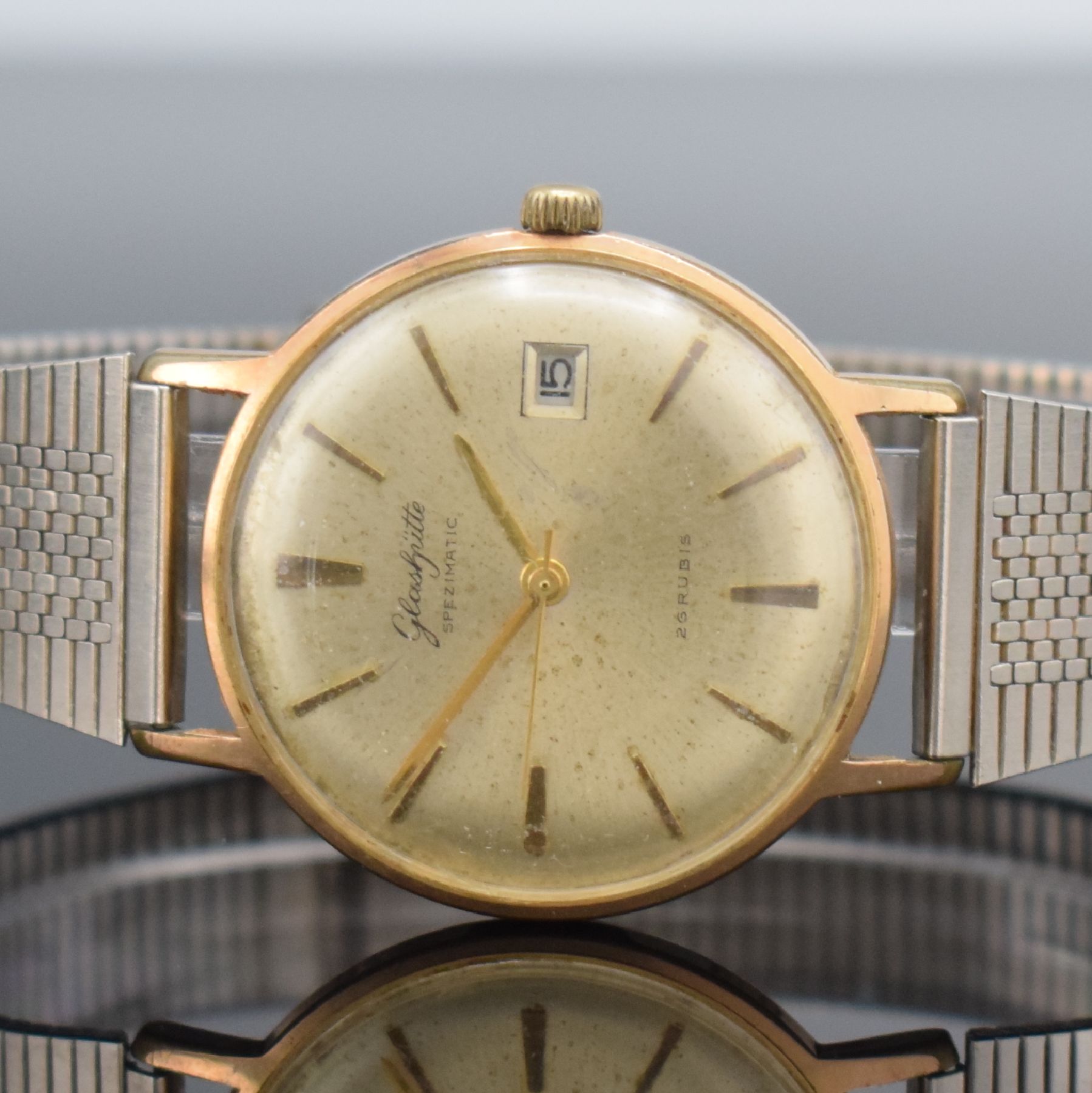 Detail a: GLASHÜTTE / GUB 3 vergoldete Armbanduhren, Deutschland 1960er Jahre, alle Automatik, 2x Böden aufgedr., 1x Boden verschr., silb. Zifferblätter m. ...