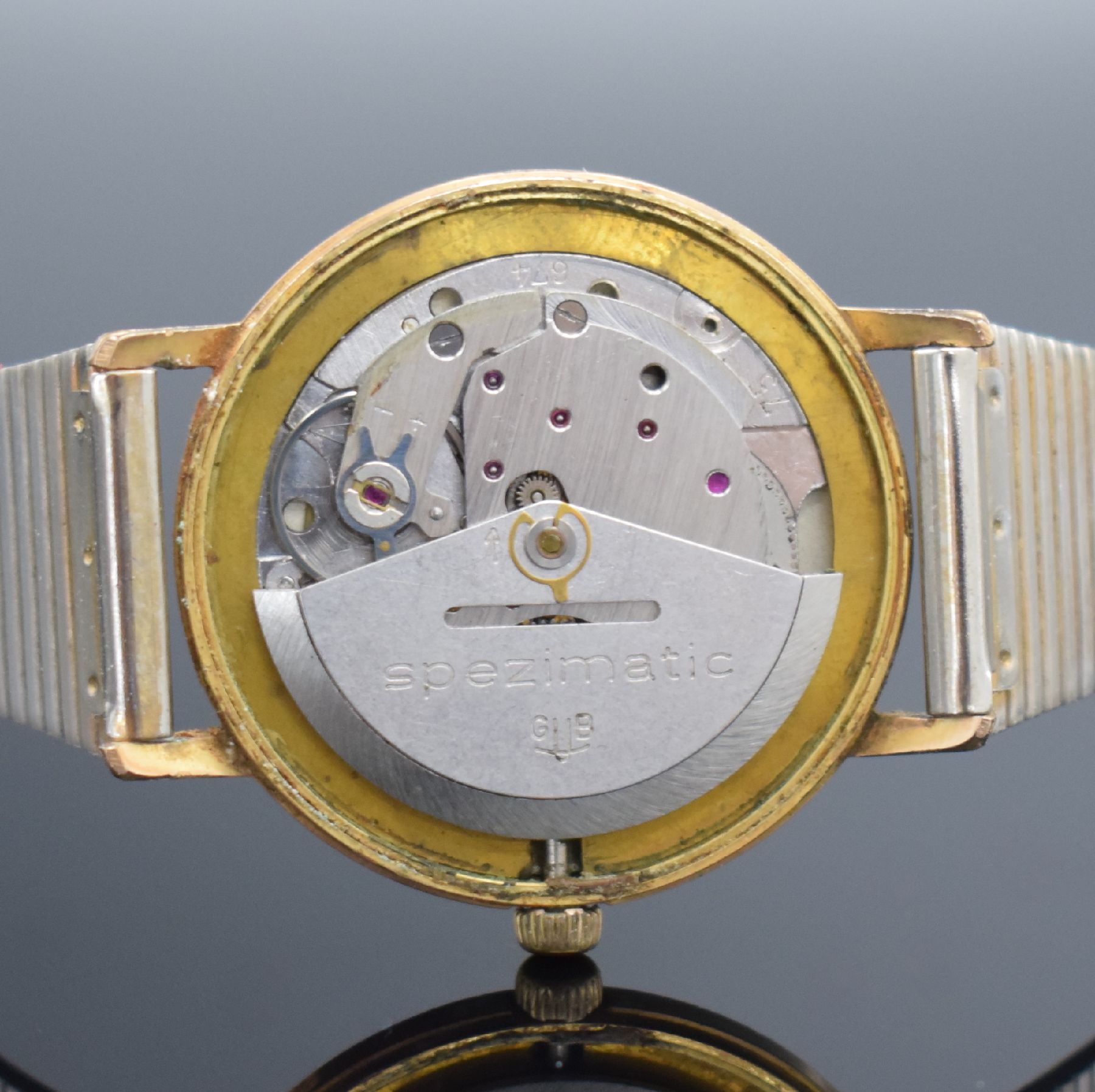 Detail e: GLASHÜTTE / GUB 3 vergoldete Armbanduhren, Deutschland 1960er Jahre, alle Automatik, 2x Böden aufgedr., 1x Boden verschr., silb. Zifferblätter m. ...