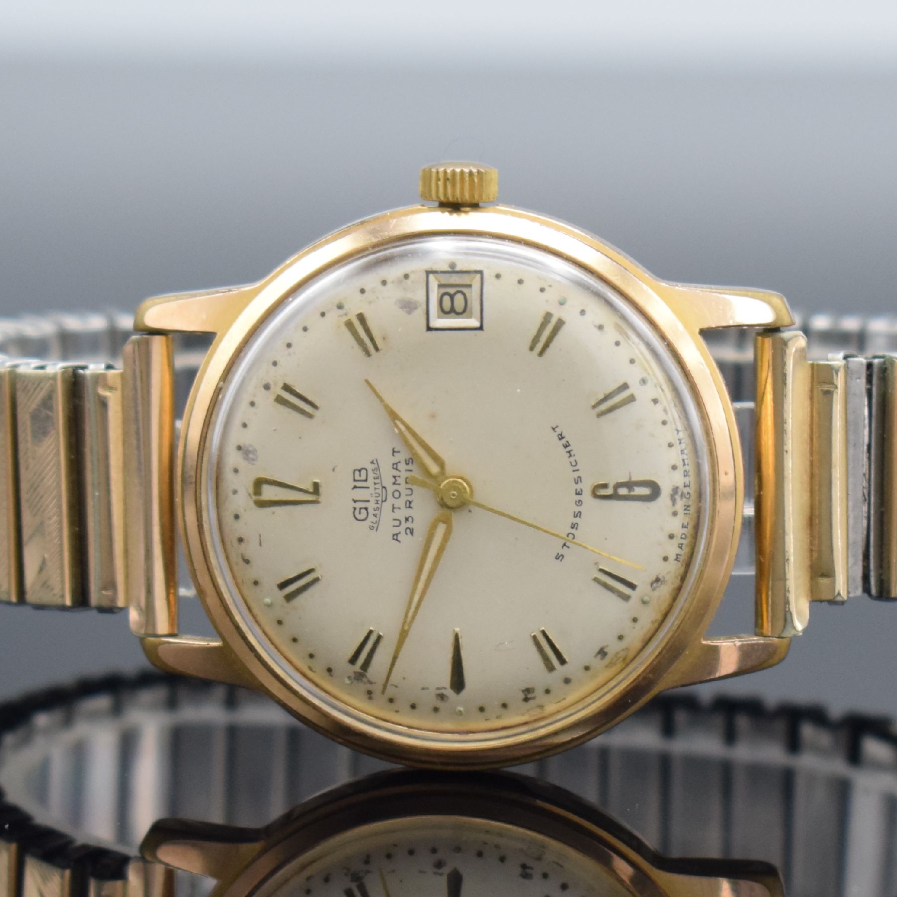 Detail i: GLASHÜTTE / GUB 3 vergoldete Armbanduhren, Deutschland 1960er Jahre, alle Automatik, 2x Böden aufgedr., 1x Boden verschr., silb. Zifferblätter m. ...