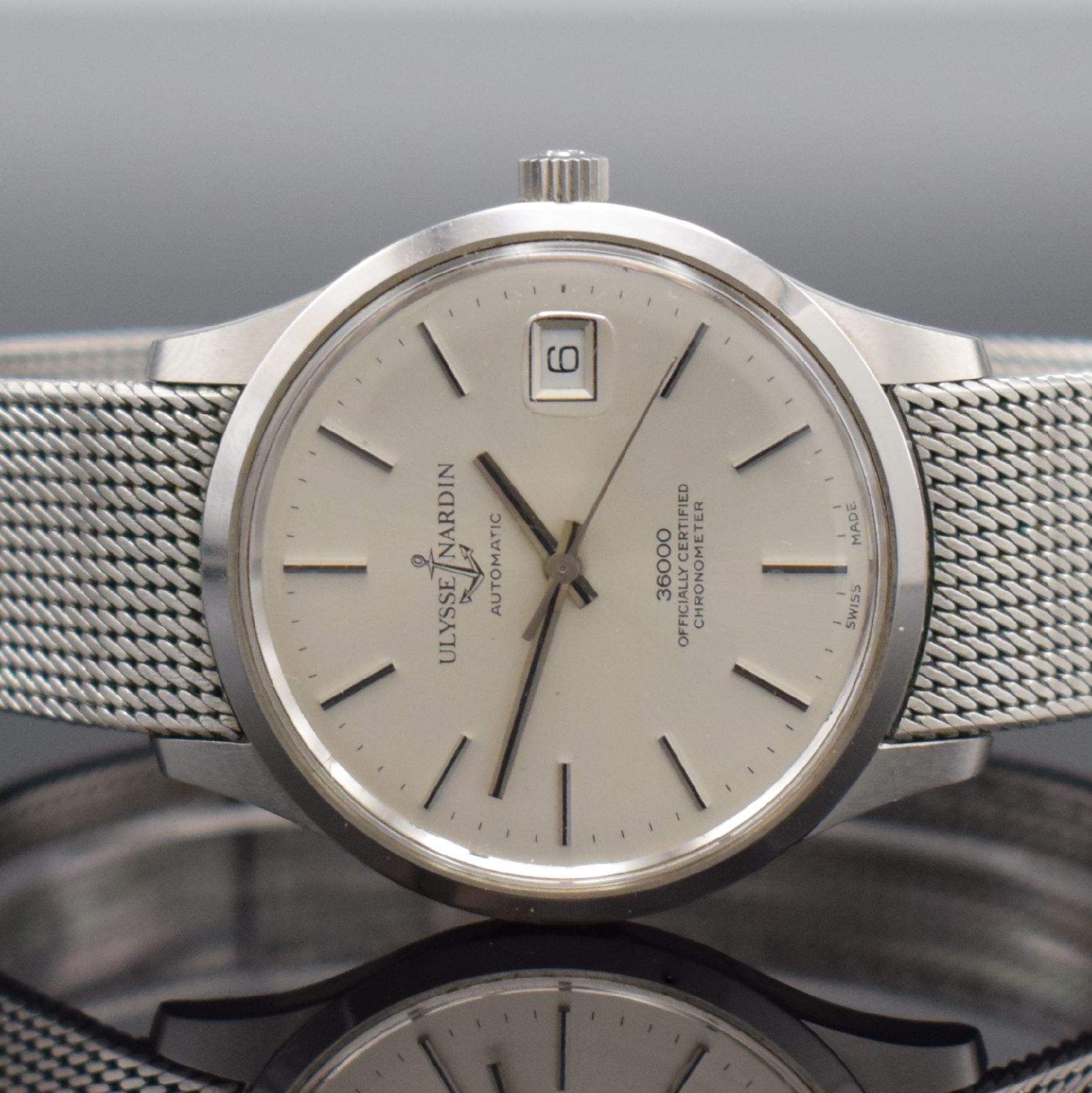 Detail a: ULYSSE NARDIN Chronometer Herrenarmbanduhr 36000, Automatik, Edelstahlgeh. inkl. orig. Stahlband, Boden verschr., silb. Zifferbl. m. aufges. ...