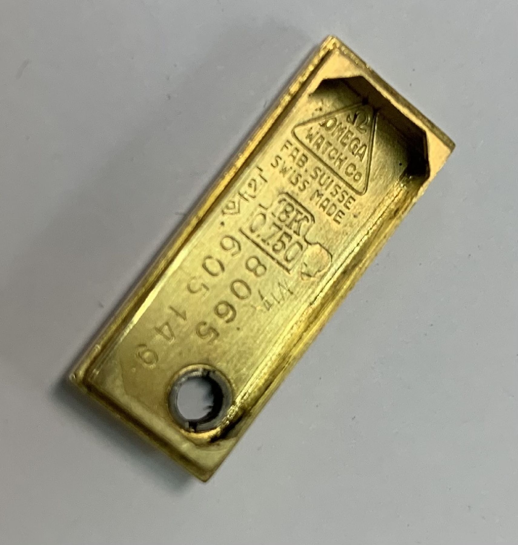 Detail g: OMEGA sehr seltene Designer Damenarmbanduhr in GG 750/000, Schweiz 1960er Jahre, Handaufzug, Boden aufgedr., Aufzug & Zeigerst. am Geh.-Boden (sog. ...