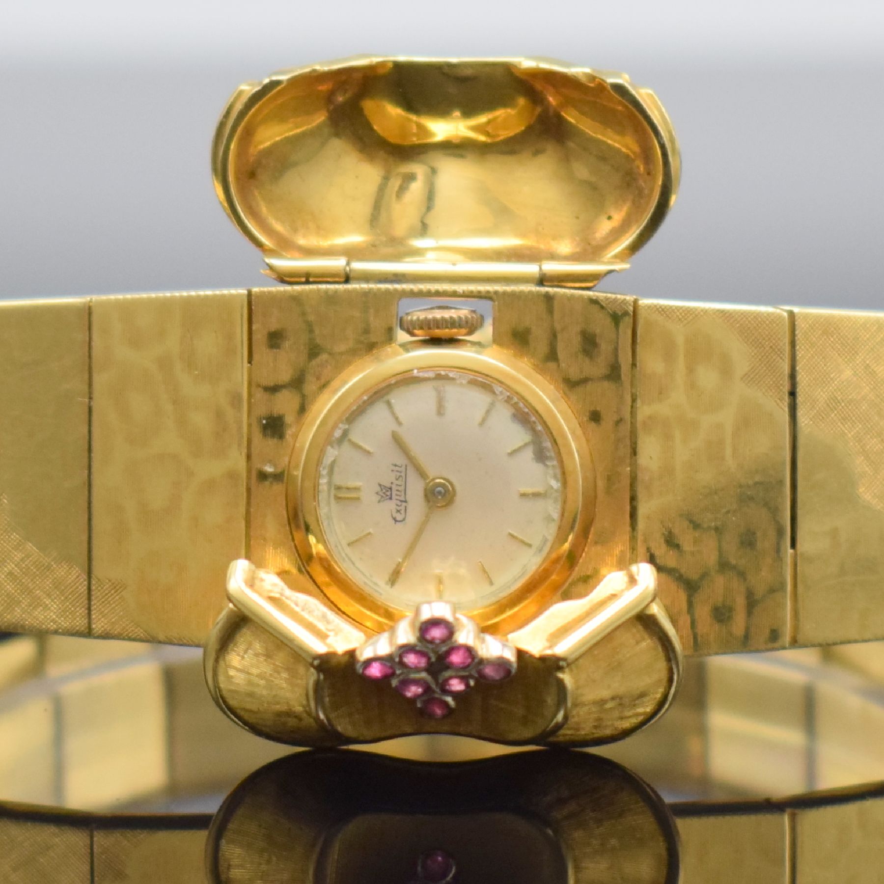 Detail a: EXQUISIT ausgefallene Damenarmbanduhr in GG 750/000, Handaufzug, Schweiz um 1965, Glasrand aufgedr., aufw. Gliederband m. Kastenschloß & dopp. ...