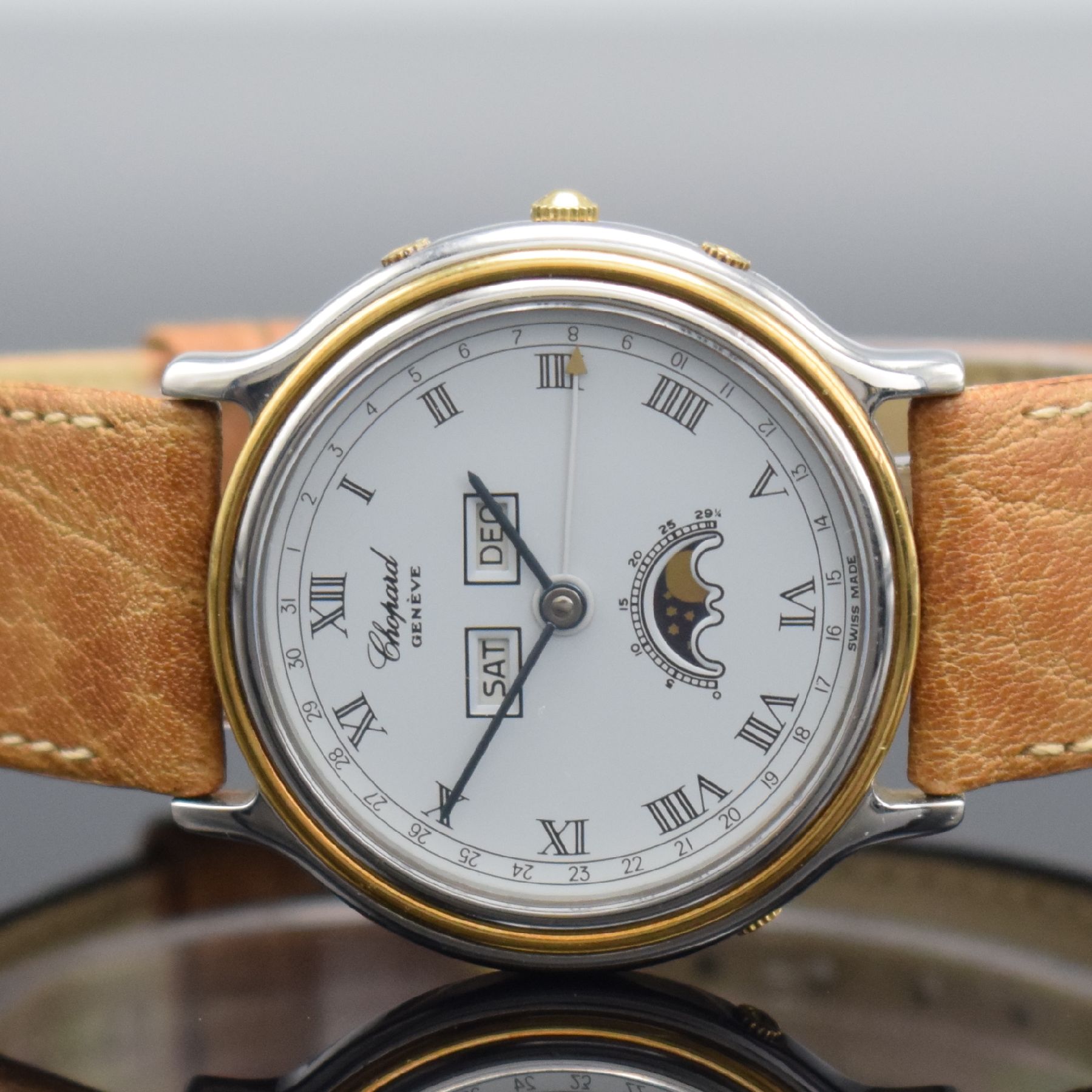 Detail a: CHOPARD Luna D'Oro Armbanduhr mit Vollkalender Referenz 8055 4, Schweiz um 1995, Automatik, 2-teil. Gehäuse in Edelstahl/Gold, Boden aufgedr., ...