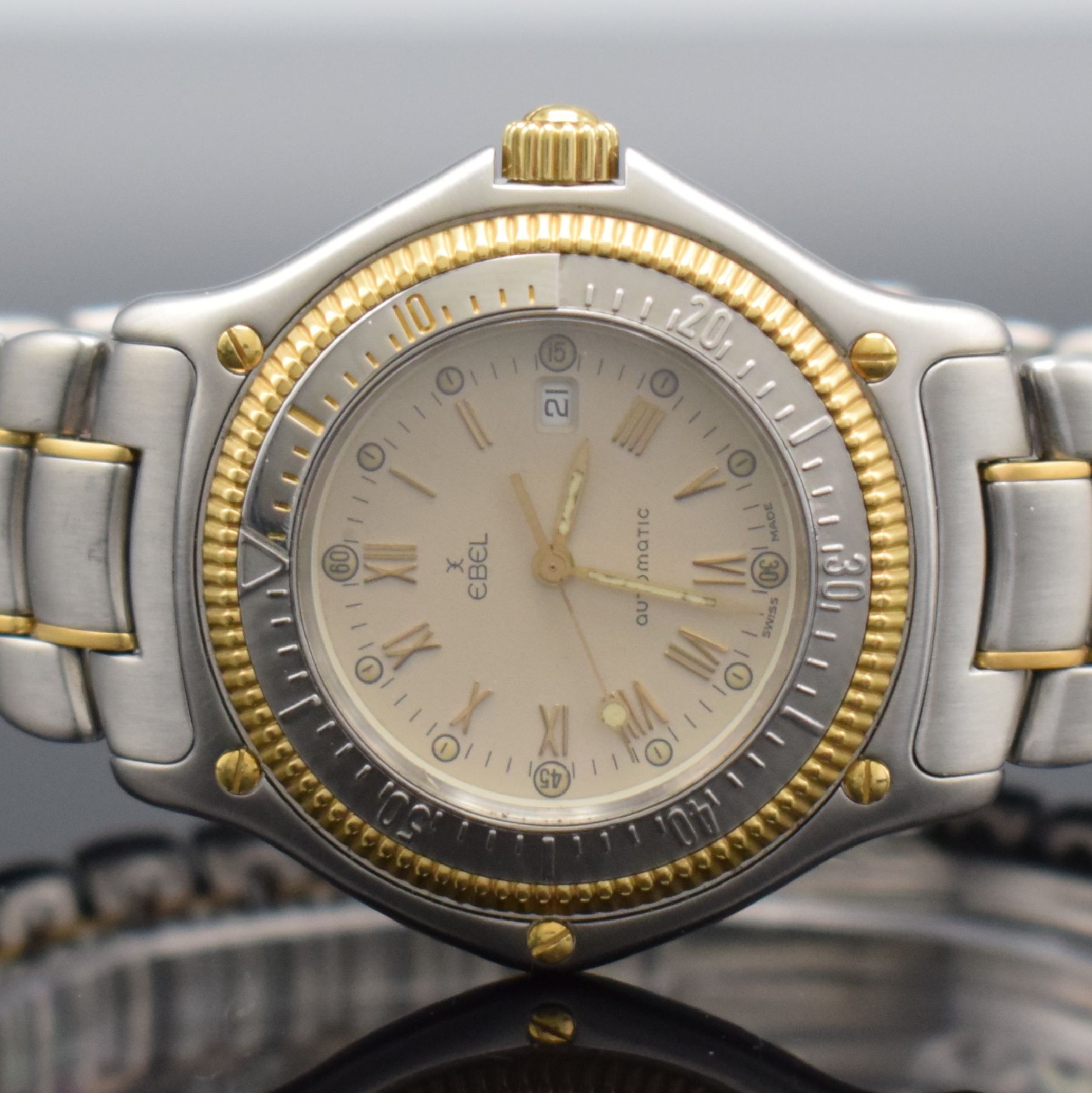 Detail a: EBEL Discovery Herrenarmbanduhr, Schweiz um 1995, Automatik, Edelstahl/GG 750/000 komb. inkl. Gliederband m. Faltschl., verschr. Boden (1x Schr. ...