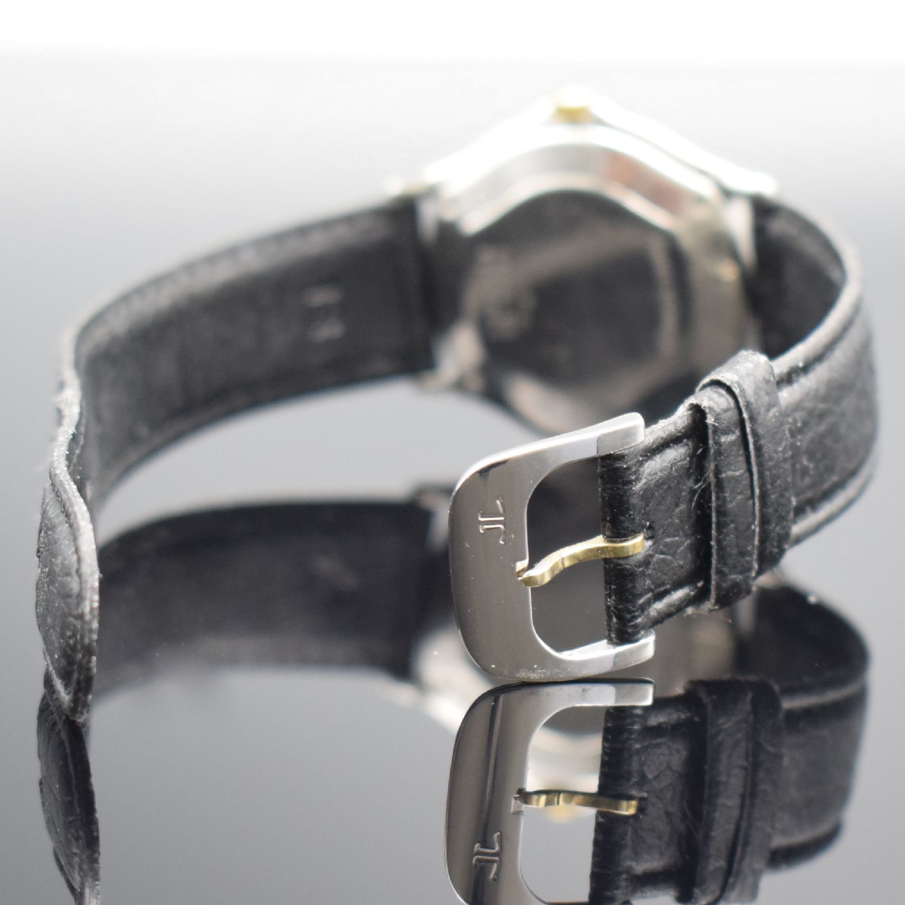 Detail d: Jaeger-LeCoultre Armbanduhr in Stahl/Gold, Schweiz um 1985, Automatik, Ref. 113.5.89, Boden 4-fach verschr., neutr. Lederband m. orig. Dornschl., ...
