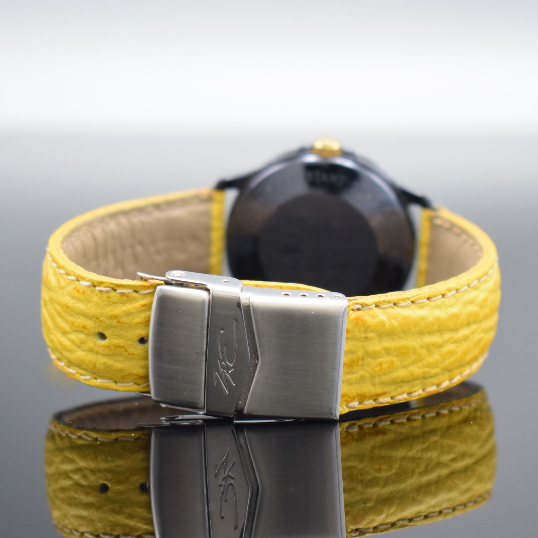 Detail c: MEMOTIME Save the Sea Armbanduhr im Corum Design, Schweiz um 1995, Automatik, dunkelblau beschichtetes Geh., Boden aufgedr., dunkelblaues Zifferbl. ...