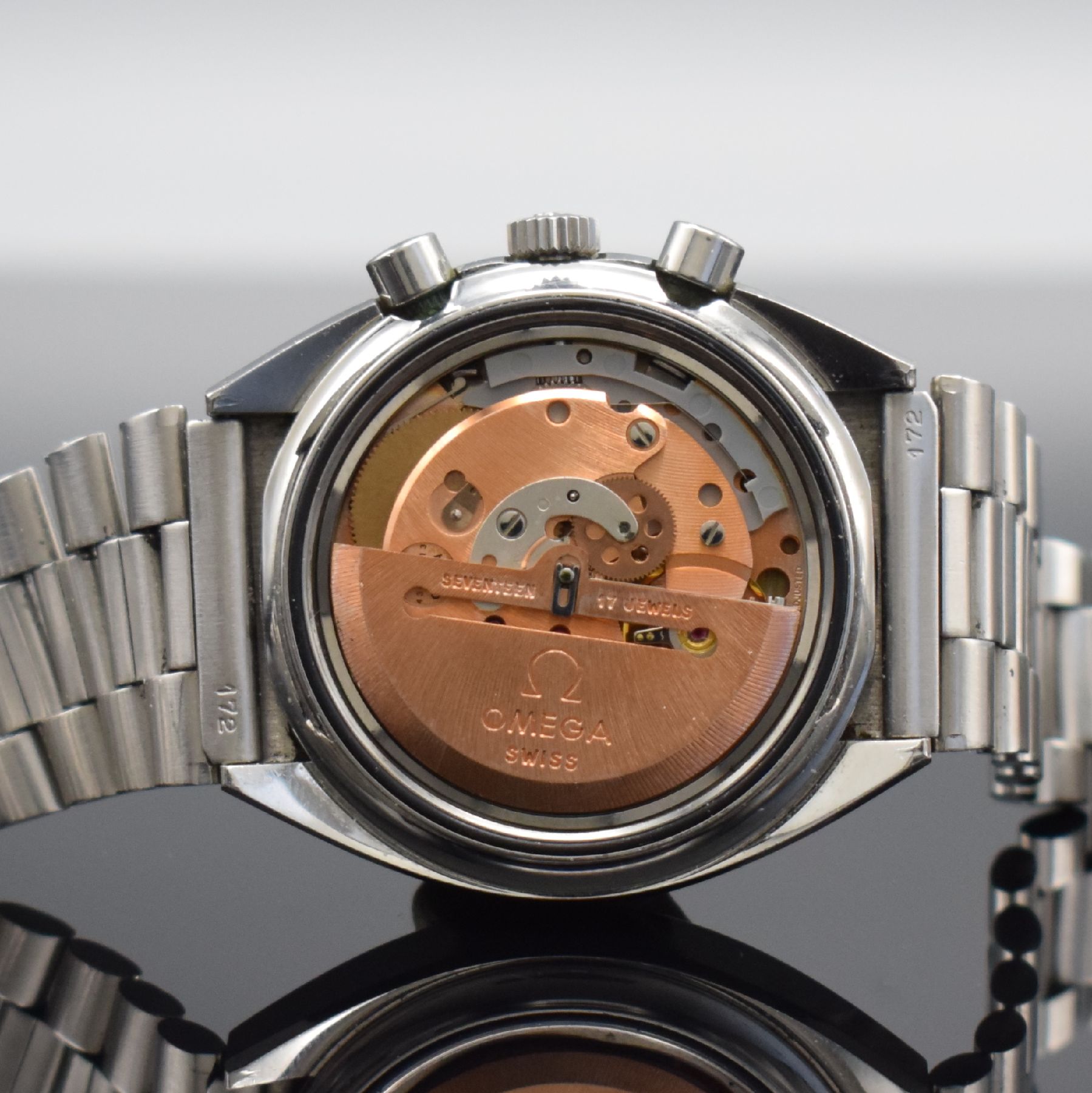 Detail g: OMEGA Speedmaster Herrenarmbanduhr mit Chronograph in Edelstahl Referenz 176.0012, Schweiz um 1980, Automatik, Boden m. Seamasterlogo geschr., orig. ...