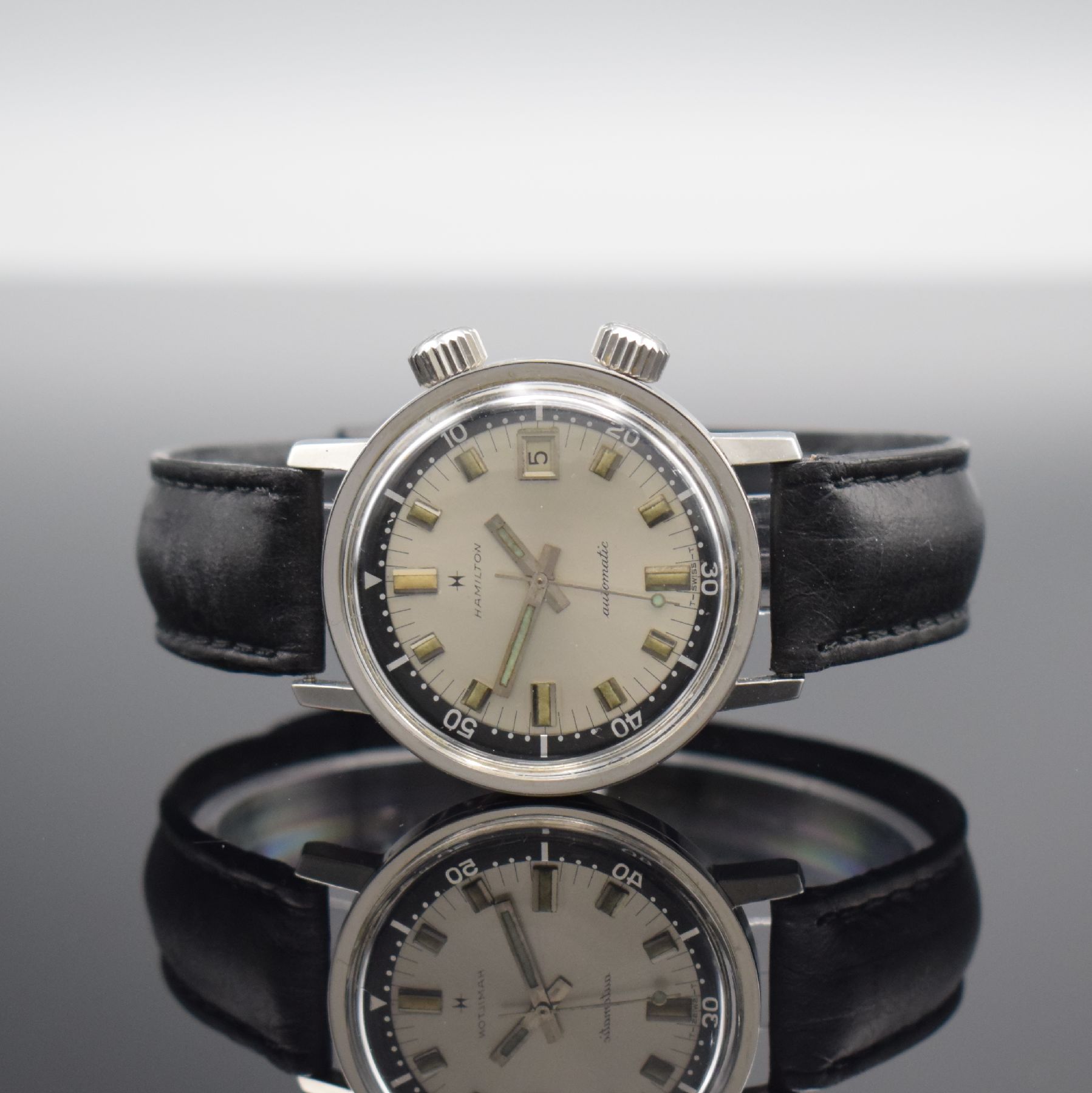 HAMILTON 600 Super-Compressor Taucheruhr in Stahl, Schweiz um 1966, Automatik, verschr. Geh., innen-liegende schwarze Drehlünette zu bed. über ...