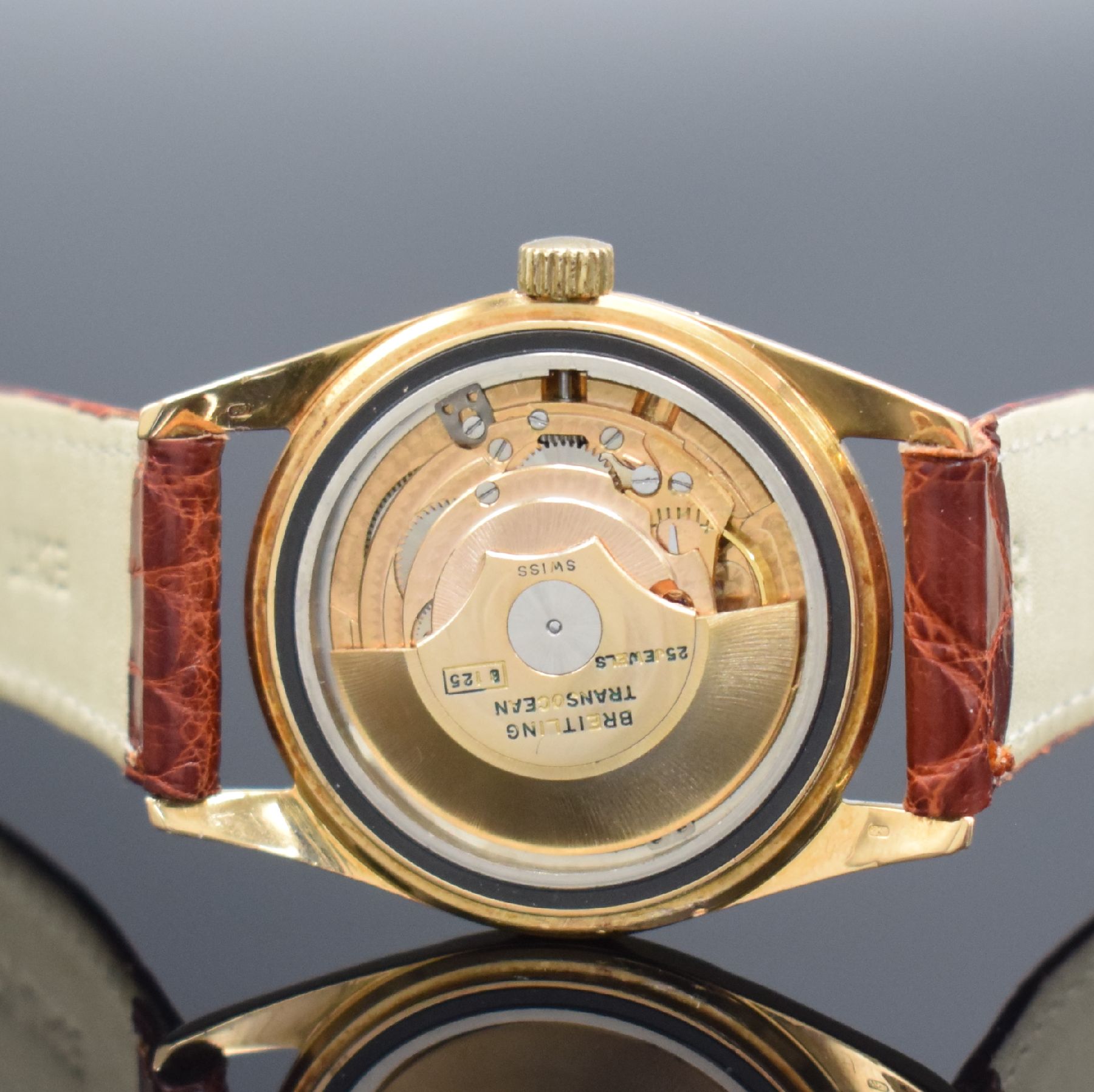 Detail e: BREITLING seltener Armbandchronometer Trans Ocean, Automatik, Schweiz um 1960, GG 750/000, Boden aufgedr., silb. Zifferblatt m. aufgel. Indizes, Anz. ...