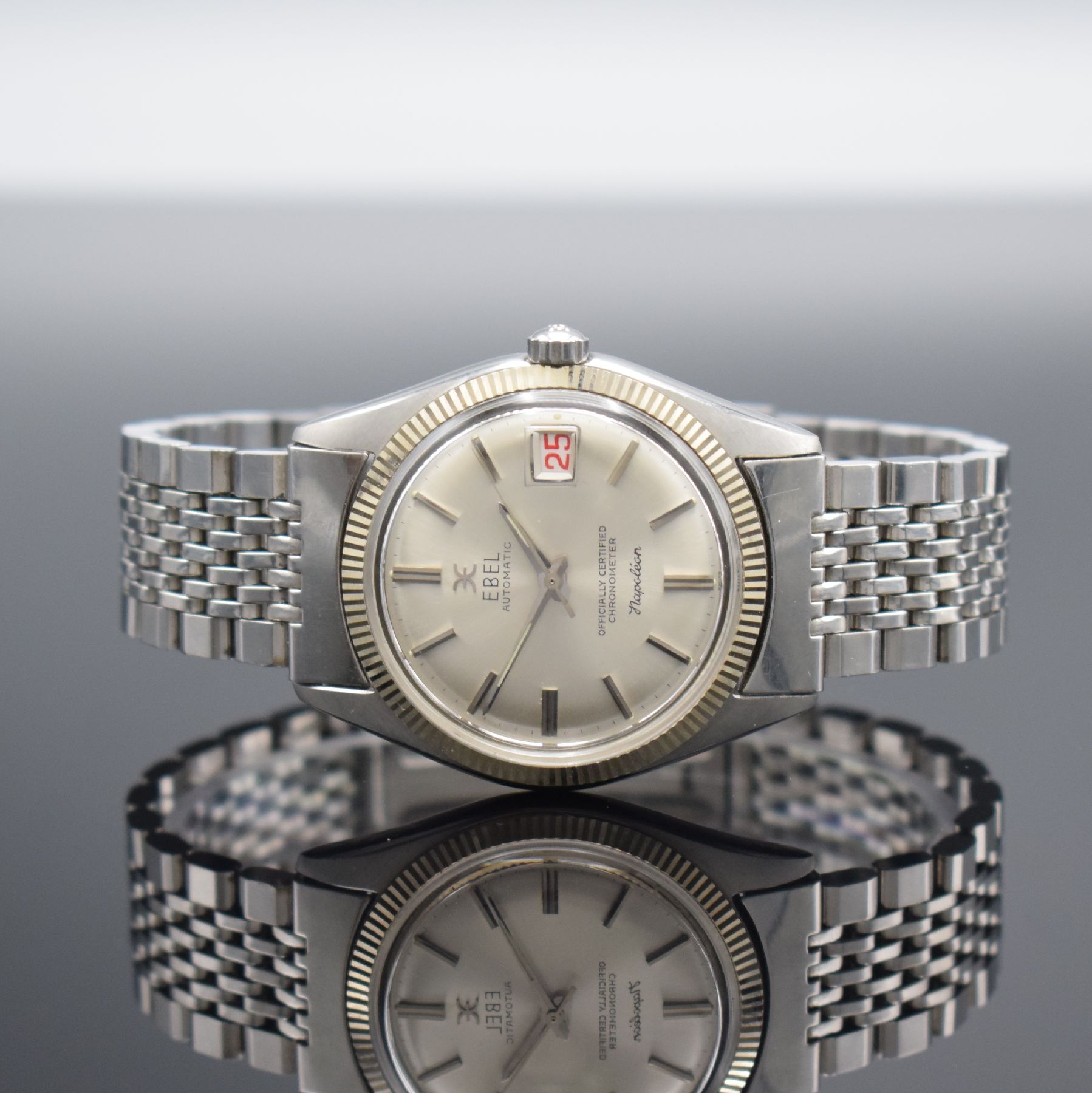 EBEL seltener Armbandchronometer Napoleon, Automatik, Schweiz um 1970, Edelstahlgeh. inkl. orig. Gliederband m. Faltschl., Boden verschr., geriffelte ...