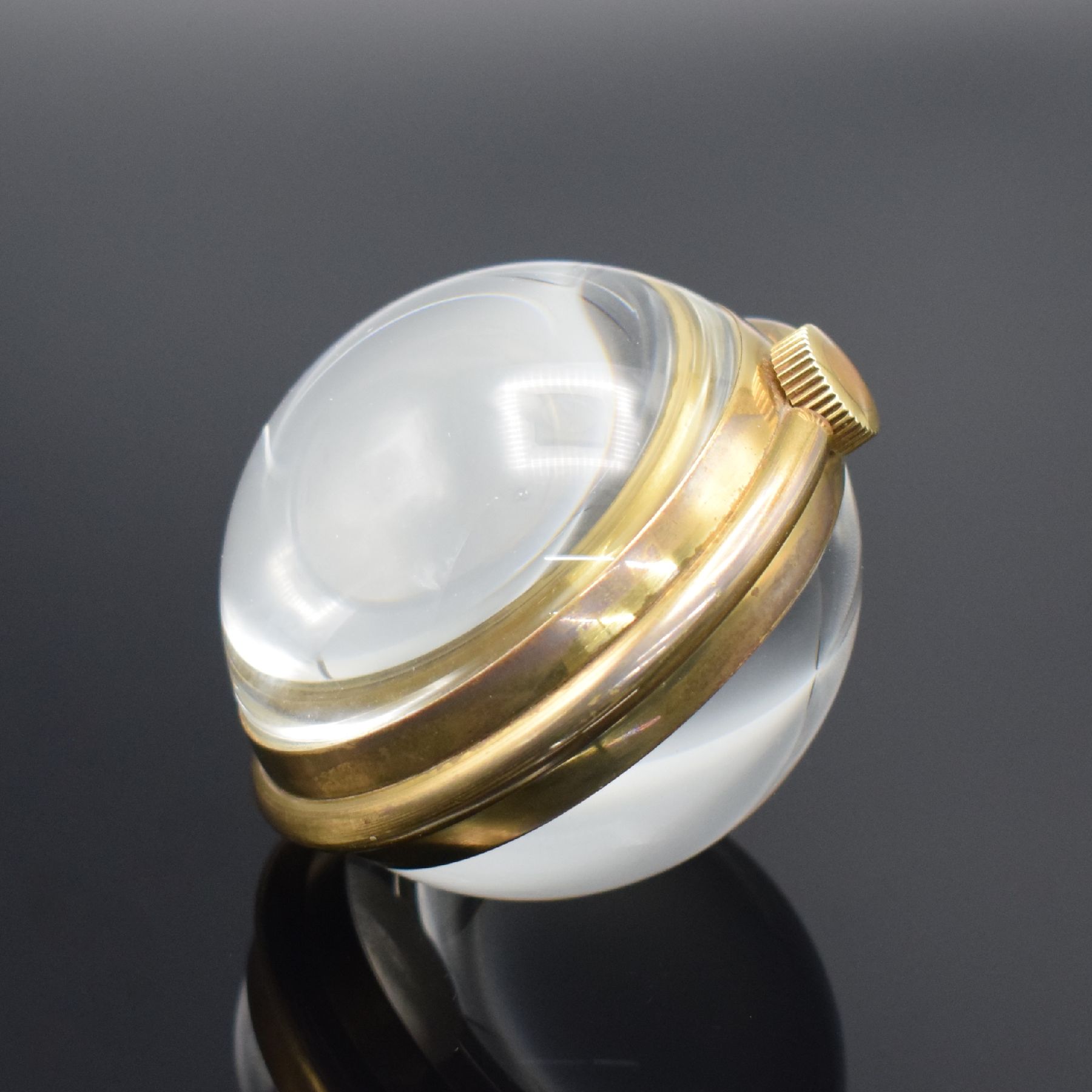 Detail d: ORATOR Tischuhr mit 8-Tage-Werk, Schweiz um 1960, Gehäuse in Kugelform beids. aufw. vergl., silb. Zifferbl. m. aufges. Std.-Ind., gold. Zeiger, ...
