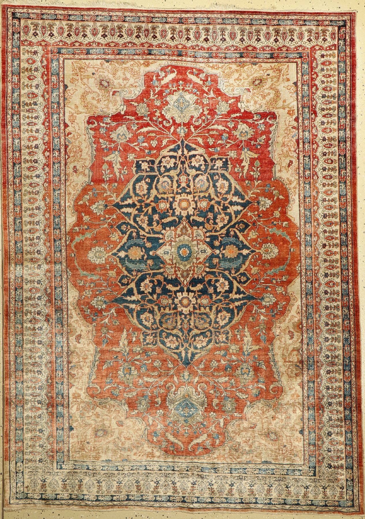 Antiker Seiden Täbriz, Persien, 19. Jhd, reine Naturseide, ca. 197 x 140 cm, EHZ: 3