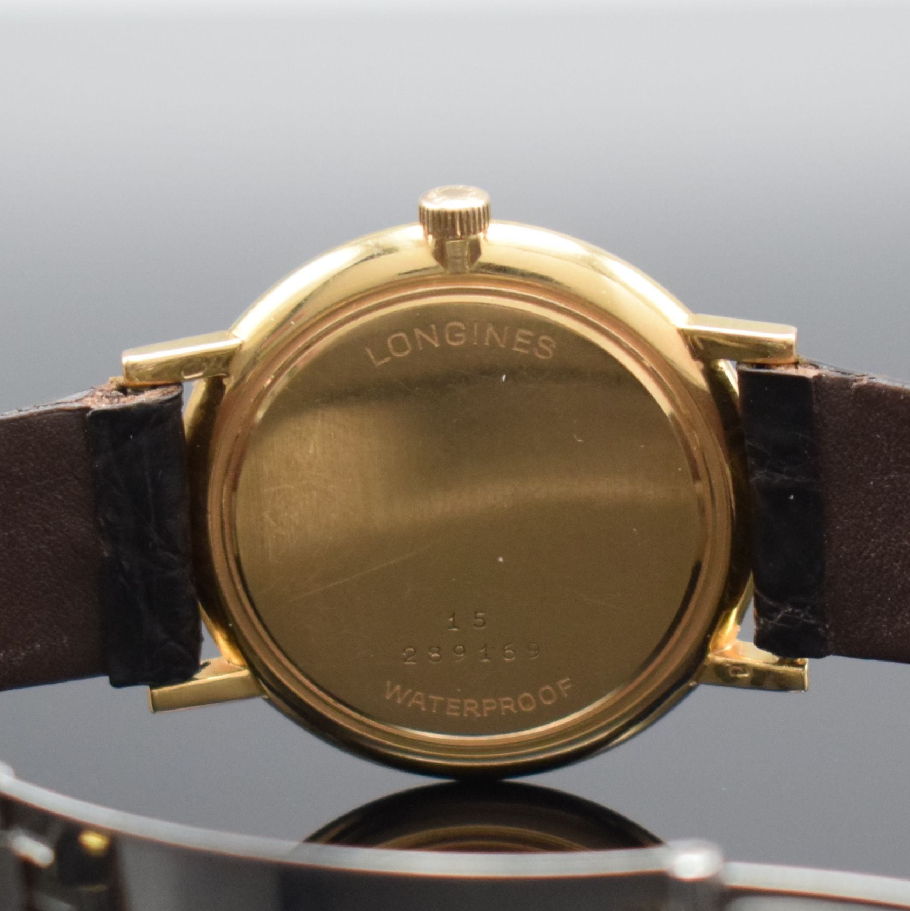 Detail f: LONGINES Herrenarmbanduhr in RG 750/000 Referenz 7824 3, Schweiz um 1968, Handaufzug, Stülpgeh., silb. Zifferbl., schwarze Zeiger, Kal. 428, 17 St., ...