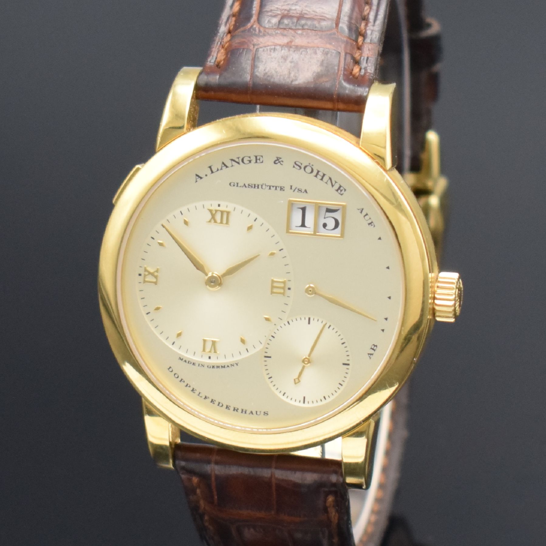 Detail c: A. LANGE & SÖHNE "LANGE 1" feine Herrenarmbanduhr in GG 750/000 Referenz 101.022, Handaufzug, massives beids. vergl. Geh., Boden 6-fach ...