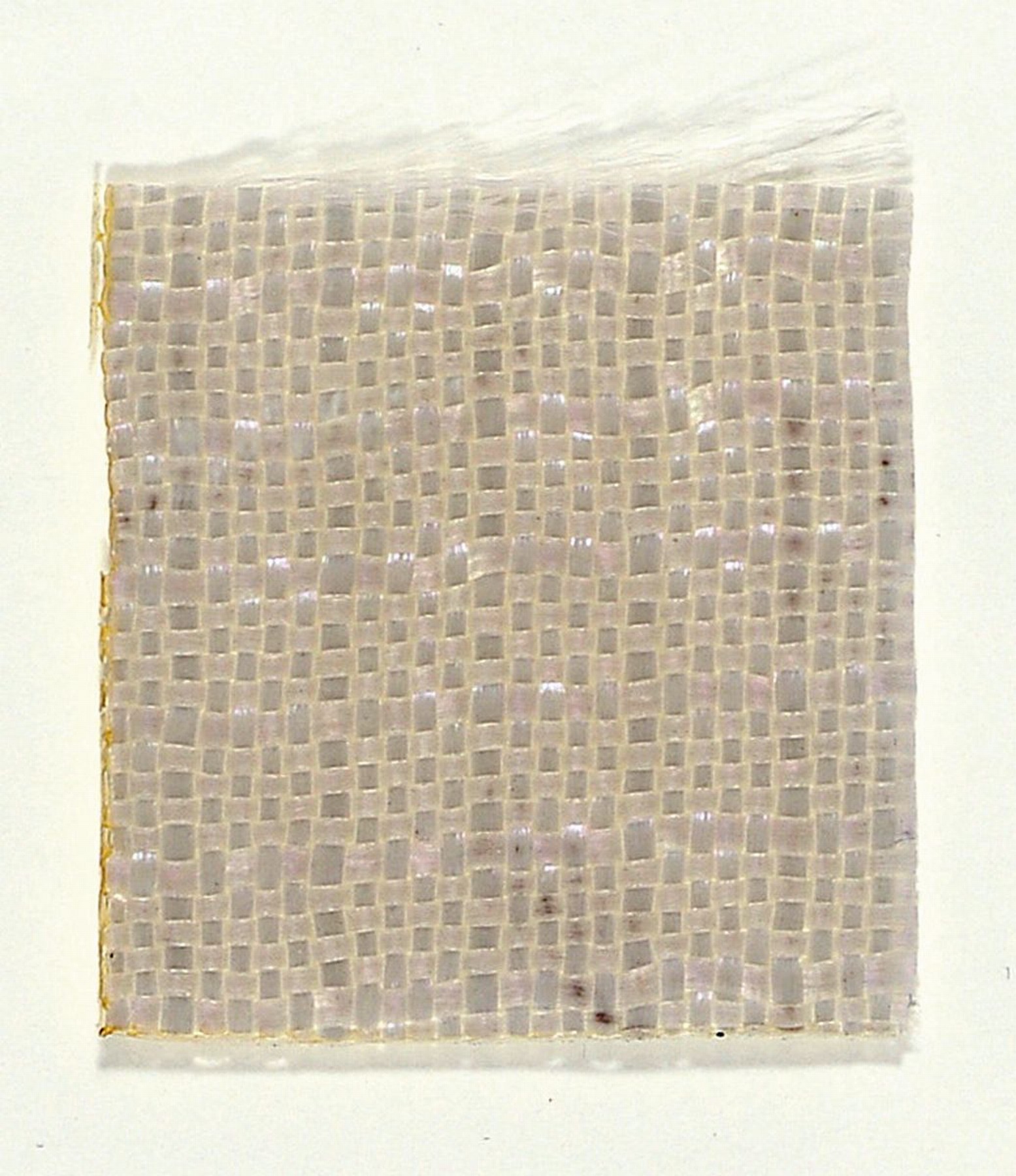 Detail c: Christo, 1935 - 2020, Lot aus zwei Teilen: a. Multiple "Running Fence", Rahmen ca. 53 x 43 cm, b. kleines original Stoffstück aus diesem ...