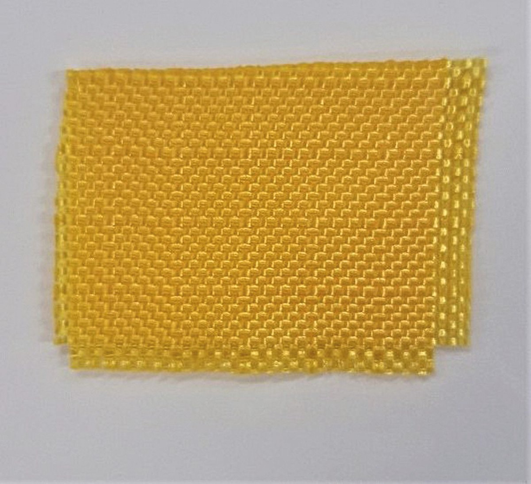 Detail d: Christo, 1935 - 2020, Lot aus zwei Teilen: a. Multiple "Umbrellas Yellow", Rahmen ca. 53 x 43 cm, b. kleines original Stoffstück aus ...
