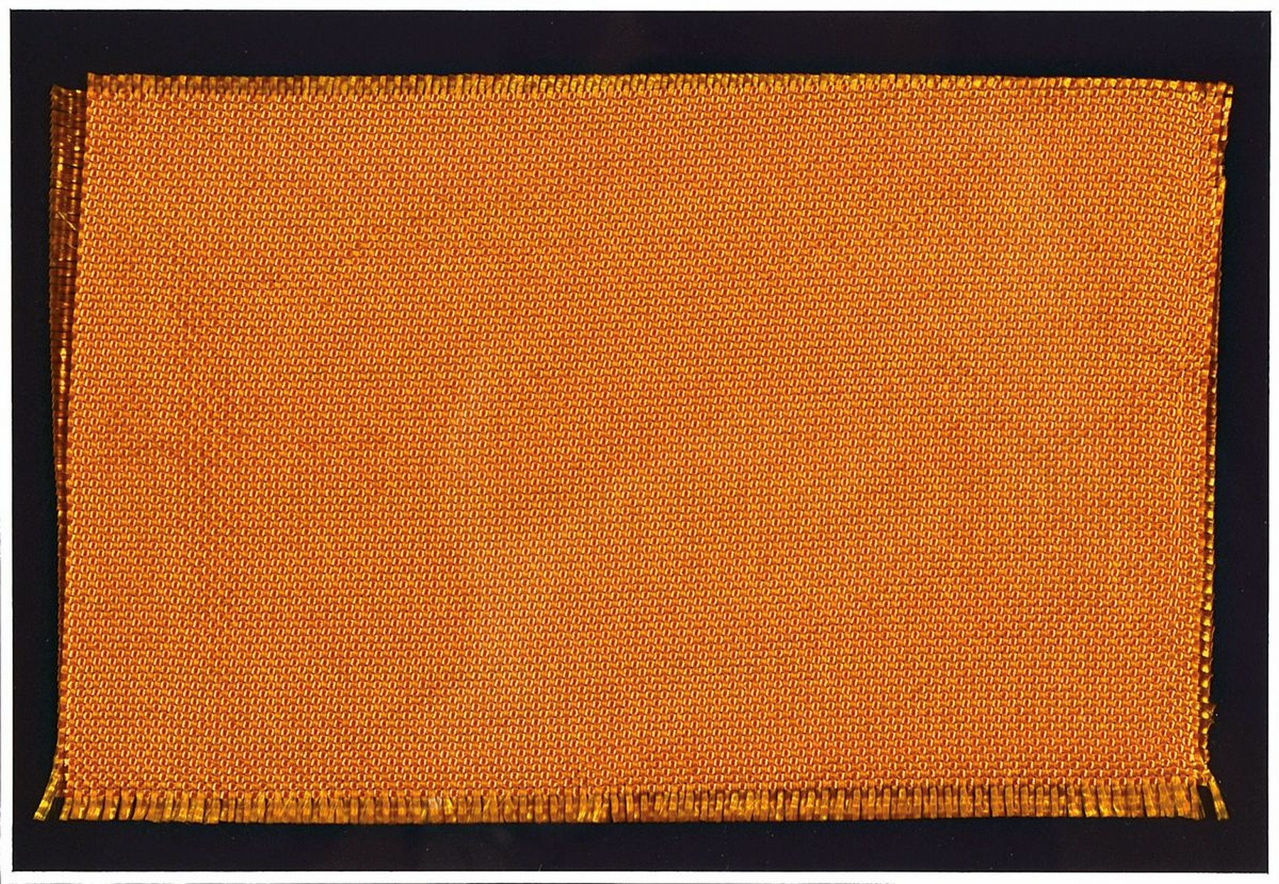 Detail c: Christo, 1935 - 2020, Lot aus zwei Teilen: a. Multiple "Floating Piers", Rahmen ca. 20.5 x 26.3 cm, b. großes originales Stoffstück aus ...